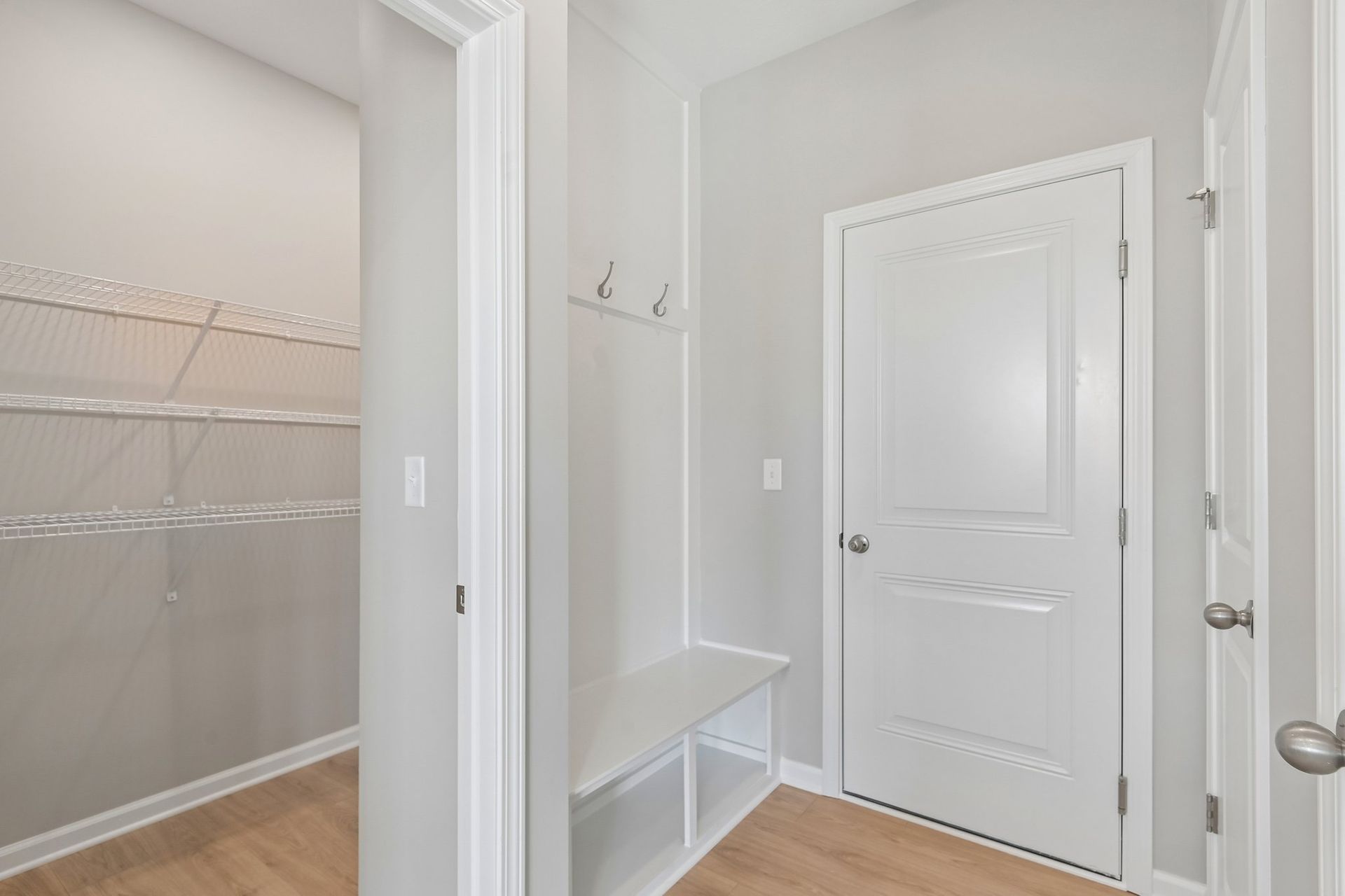 Liberty Dropzone and Pantry