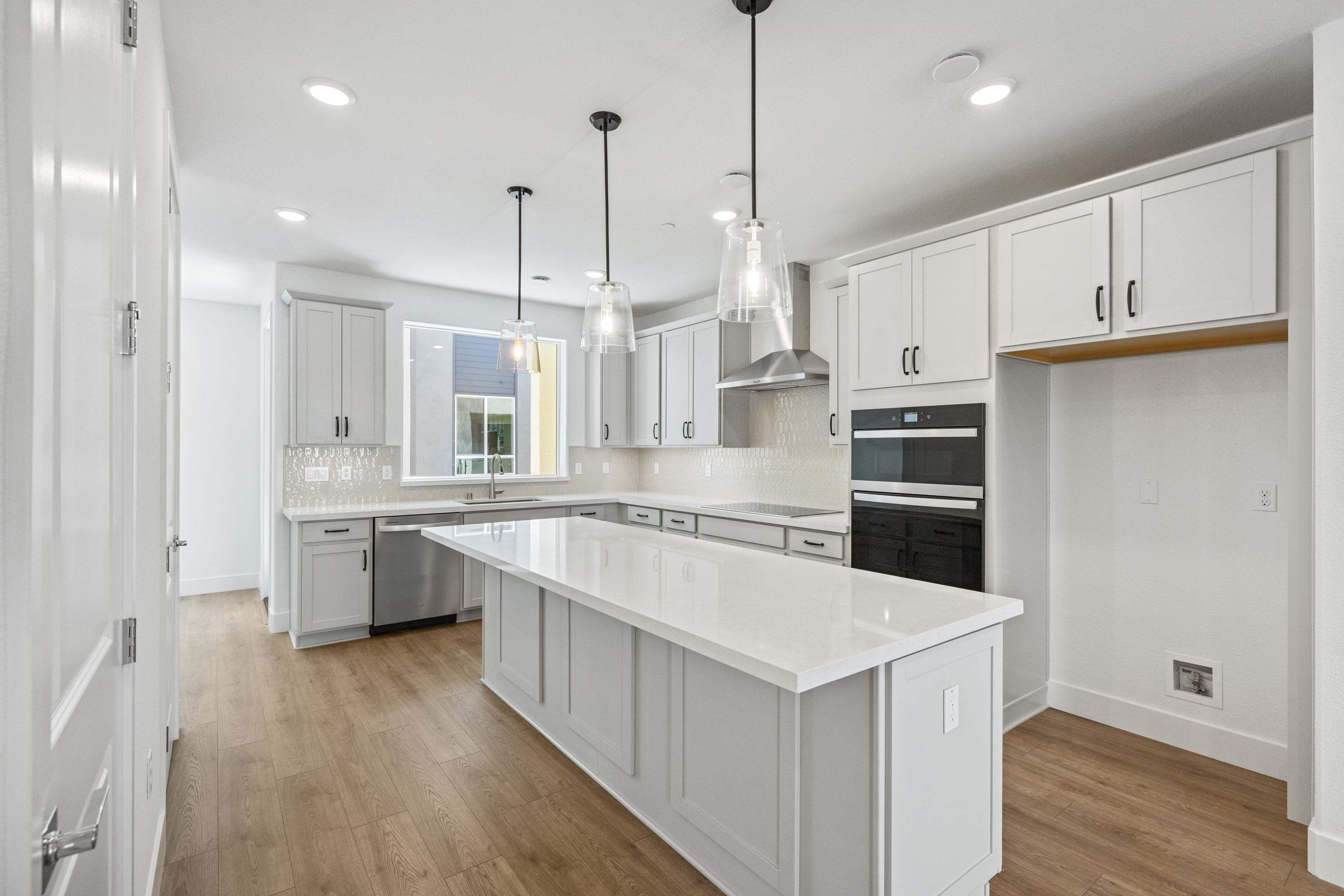 Sutter Kitchen