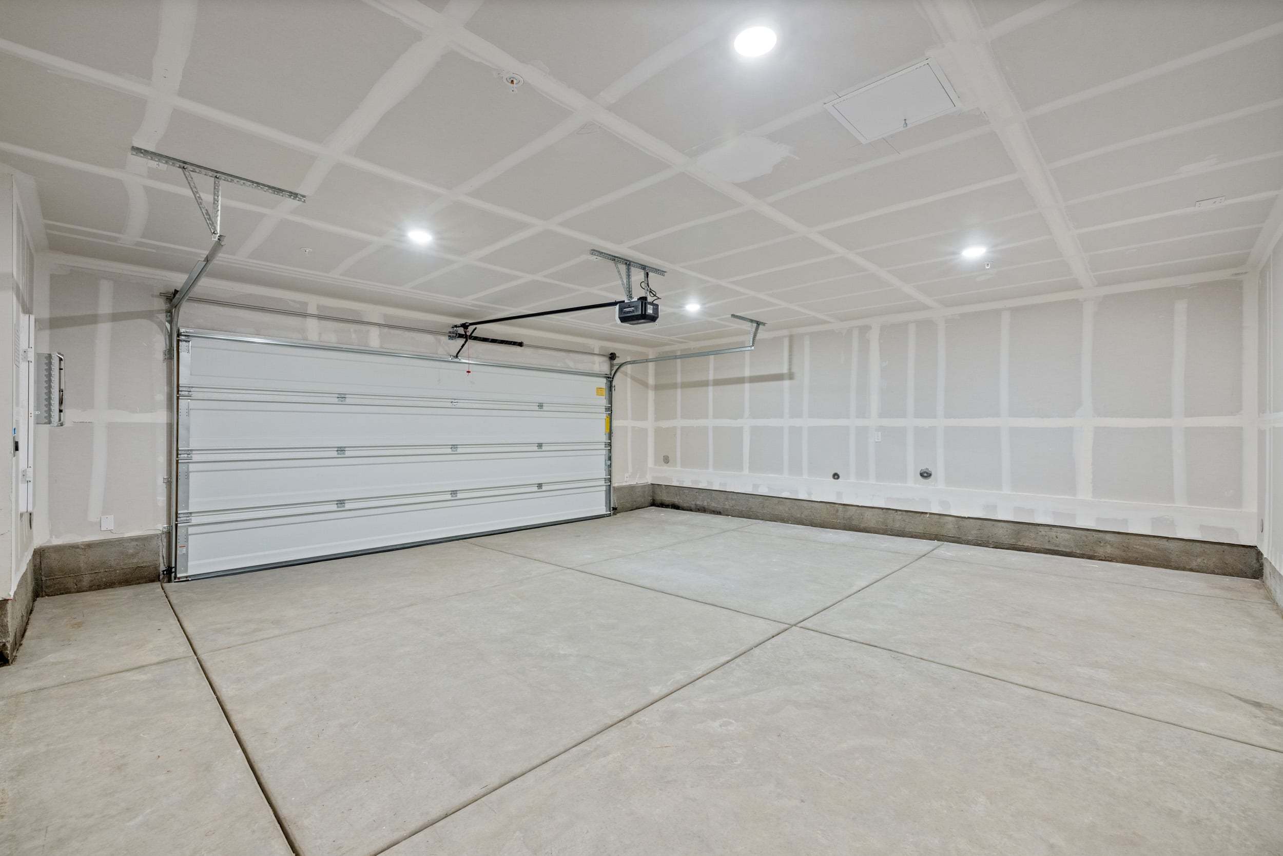 Capitol 2-Car Garage