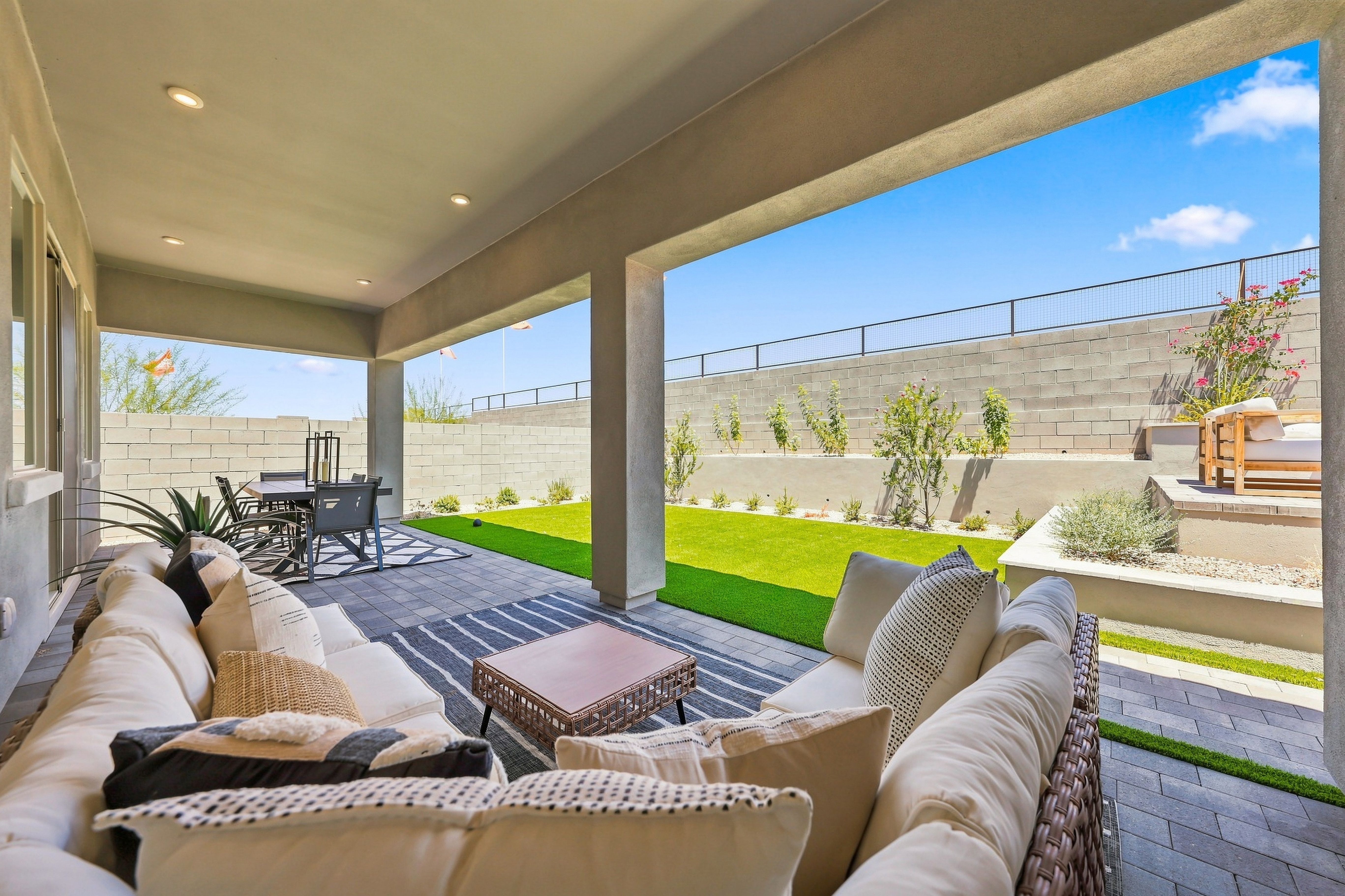 Bartlett Extended Covered Patio