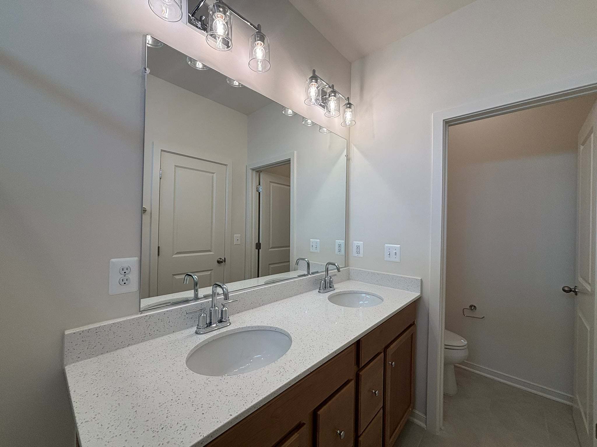 Potomac Primary Bathroom with Dual Sinks