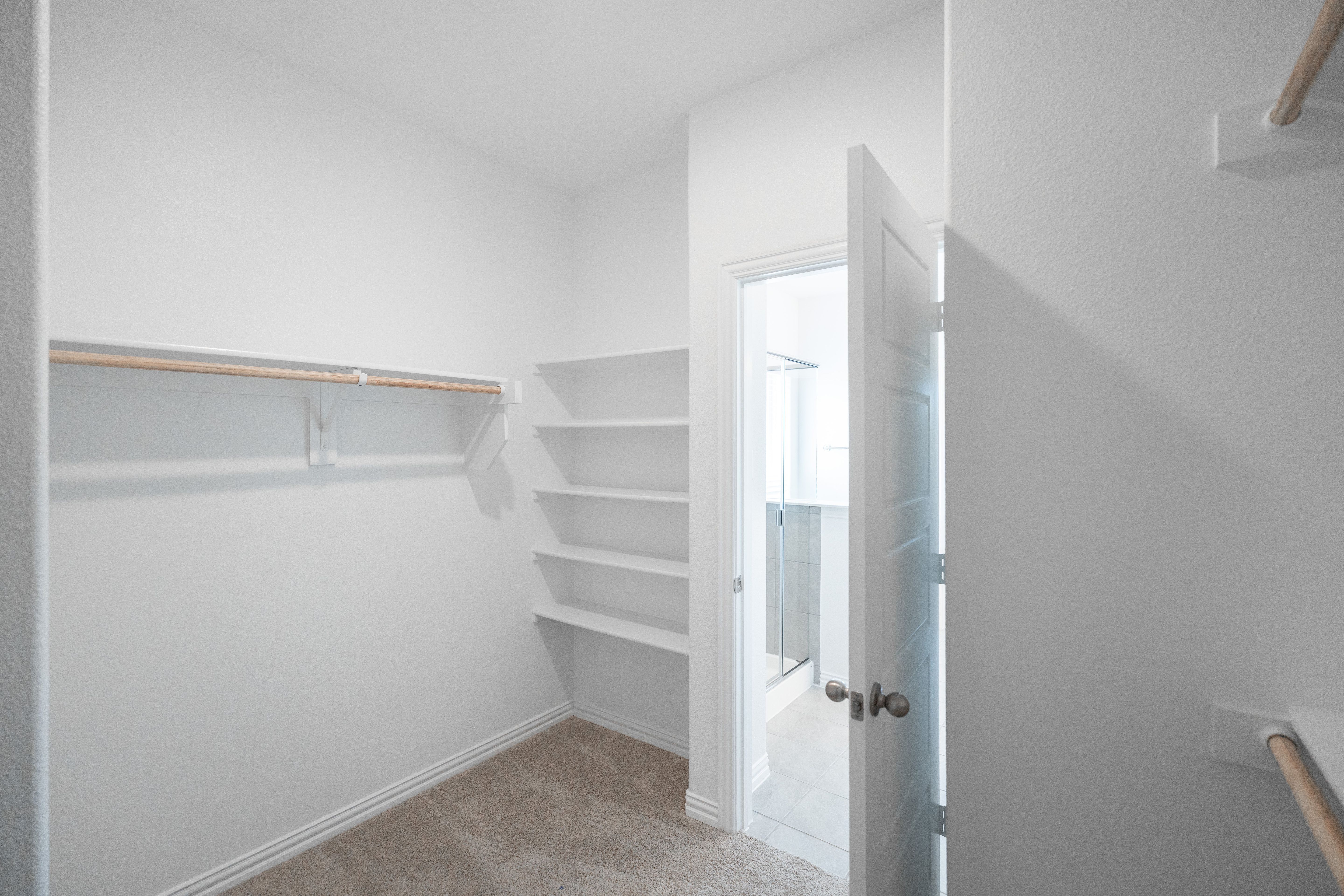 Cascade Primary Bedroom Closet