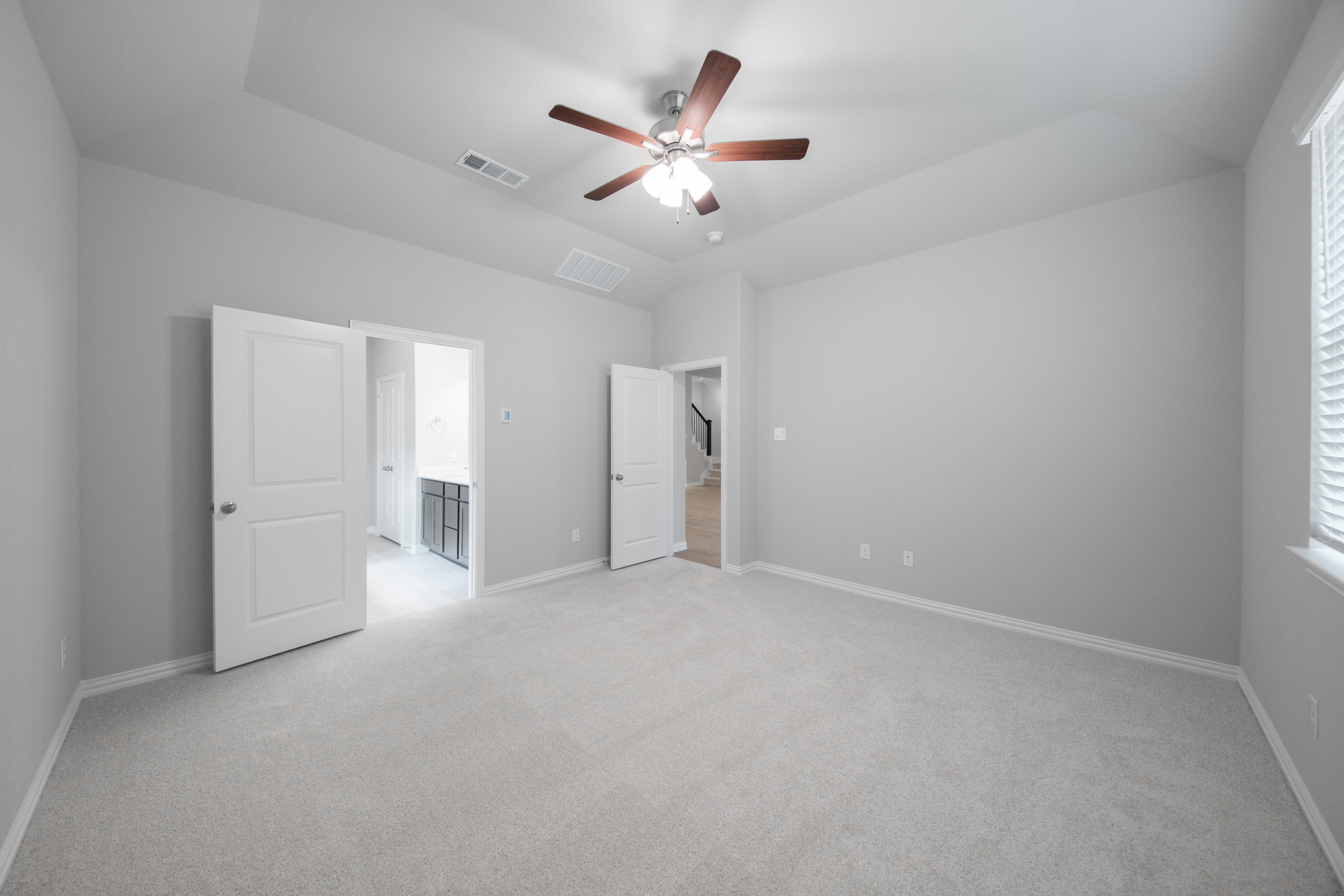 Rainier Primary Bedroom