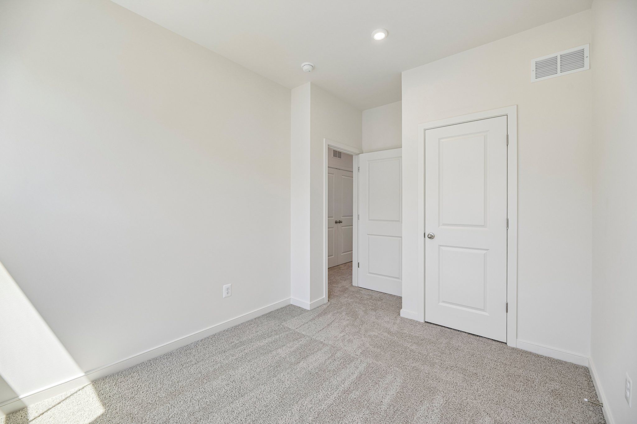 Potomac Secondary Bedroom Upper Level