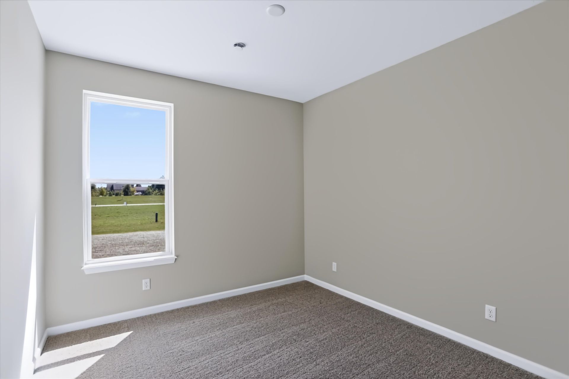 Washington Main Floor Bedroom