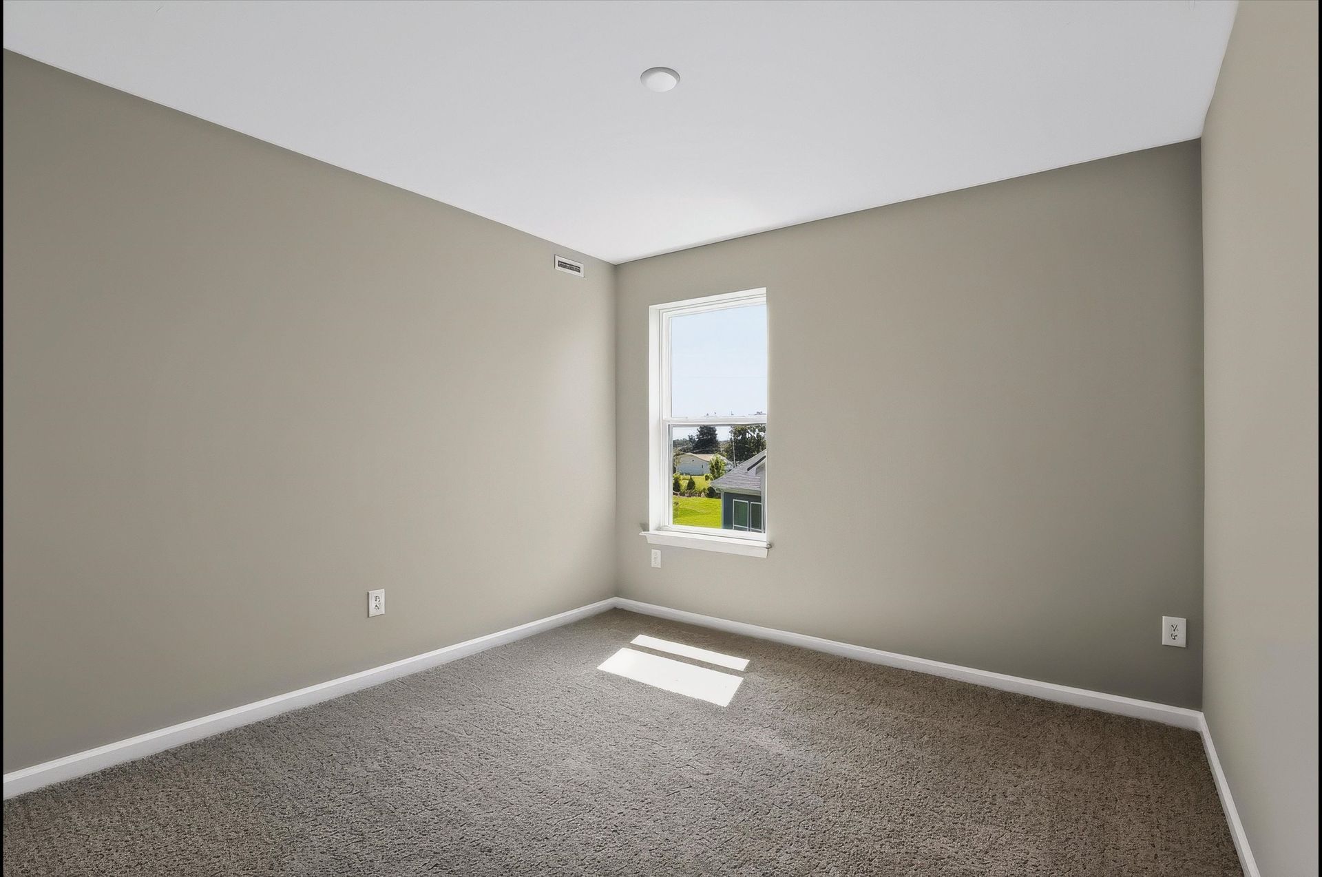 Vienna Secondary Bedroom