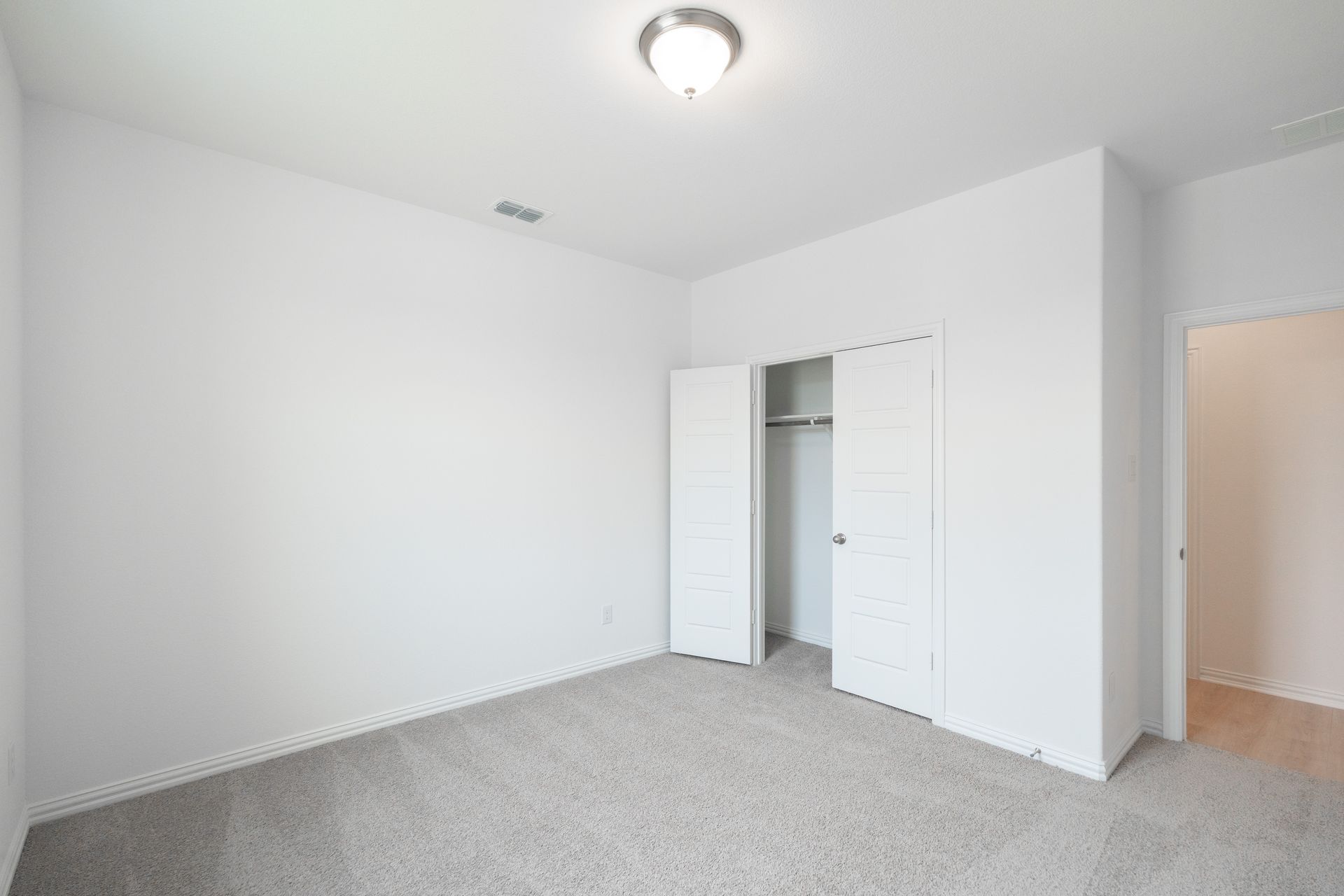 Rainier Bedroom 2