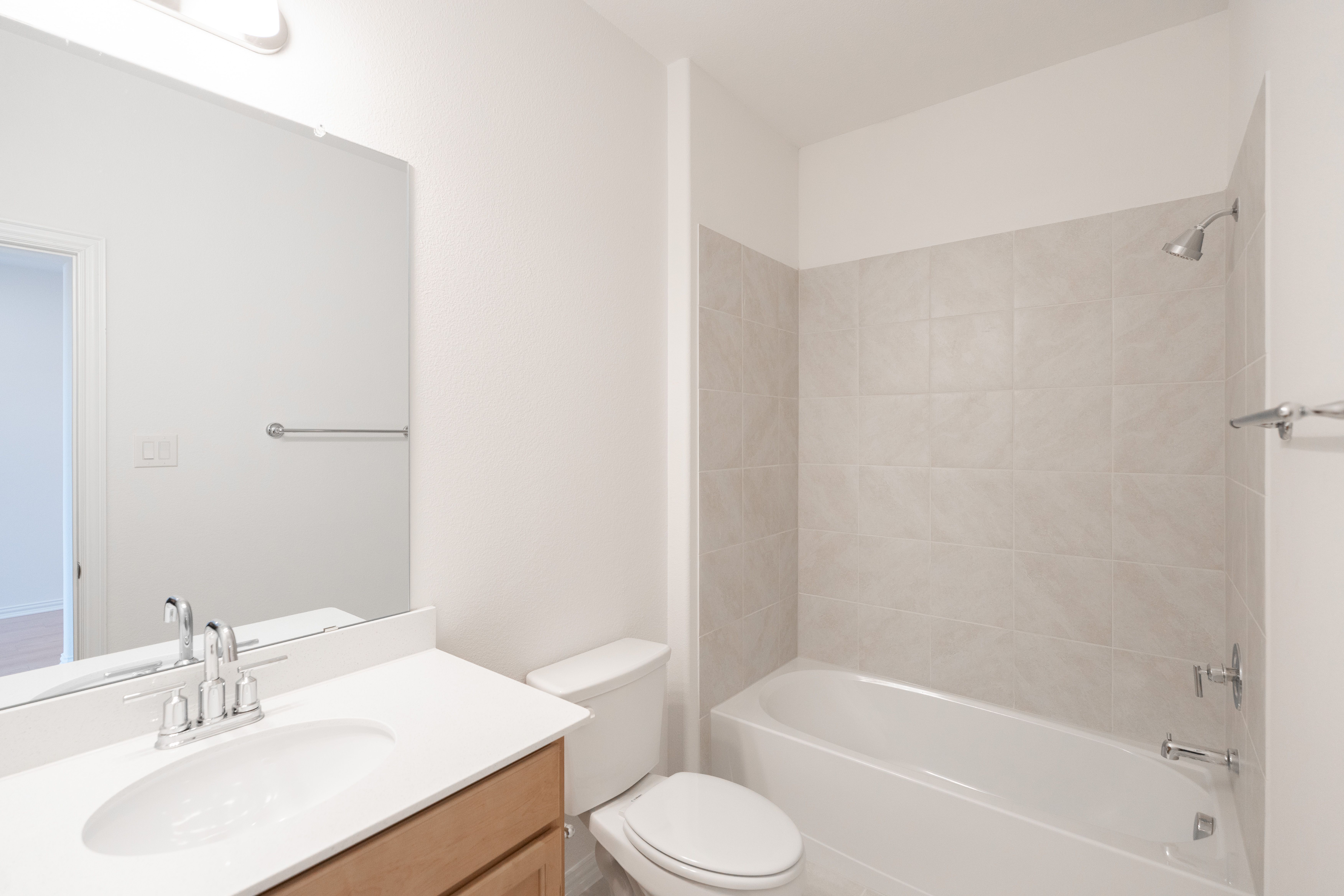 Rainier Bathroom 2