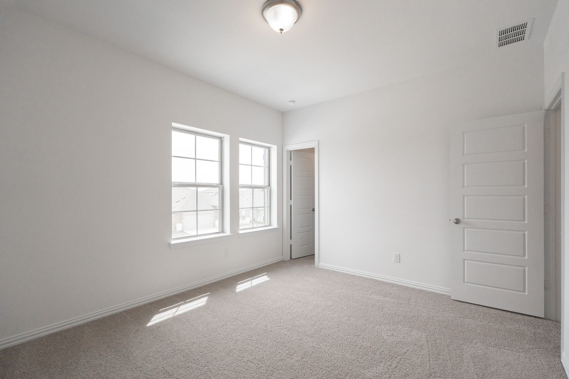 Rainier Bedroom 4