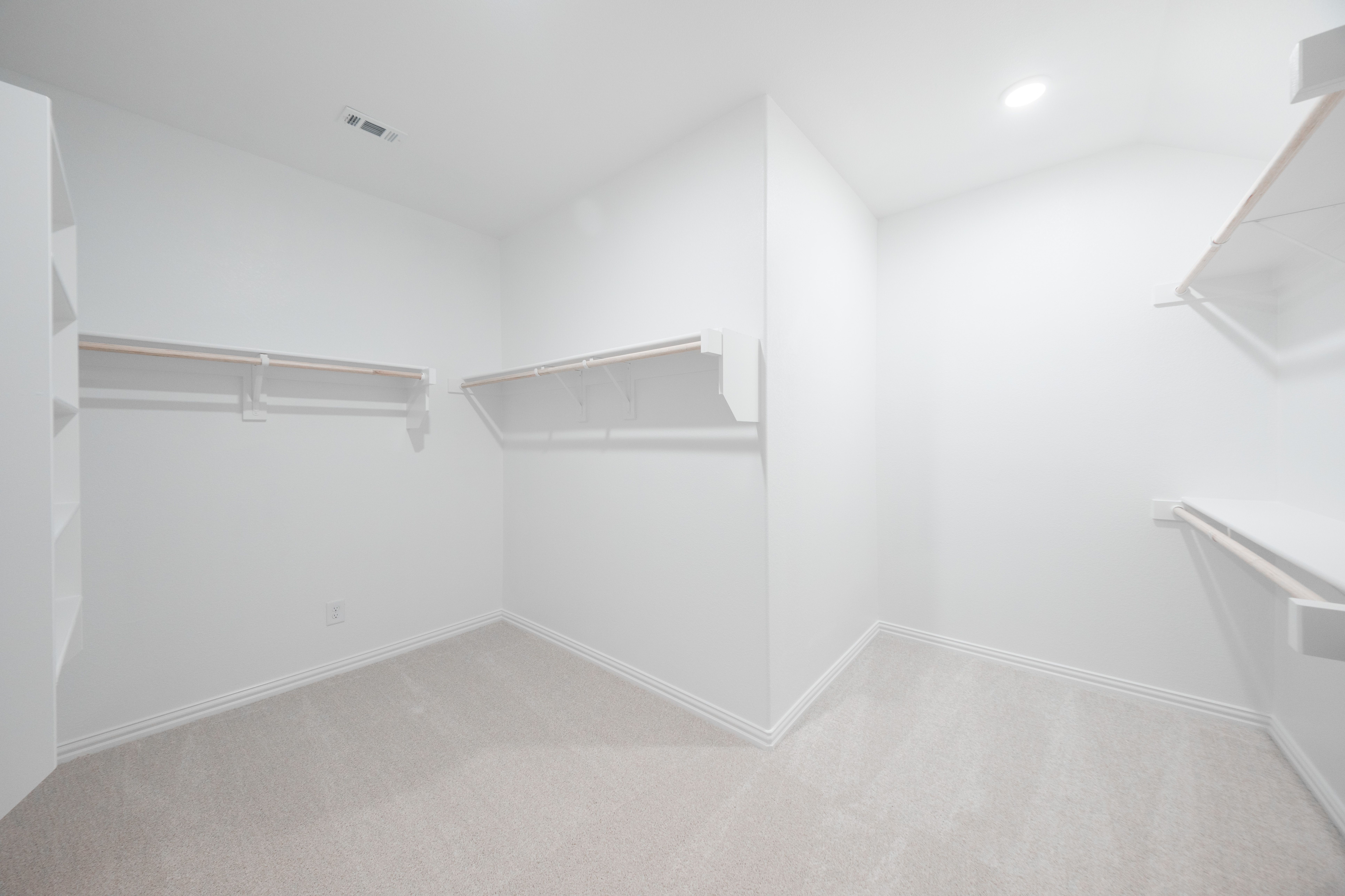 Bluebell Primary Closet