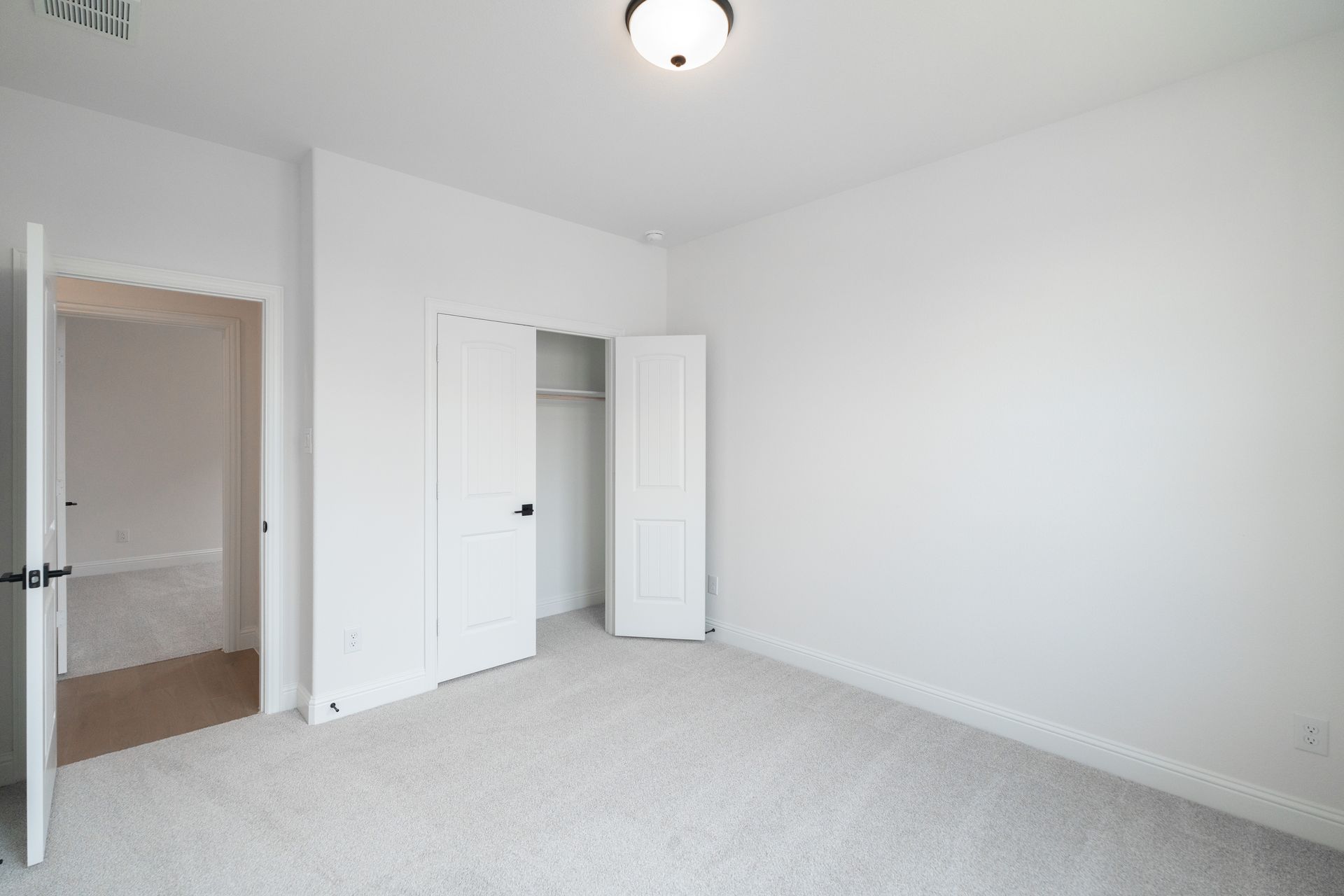 Manor Bedroom 2