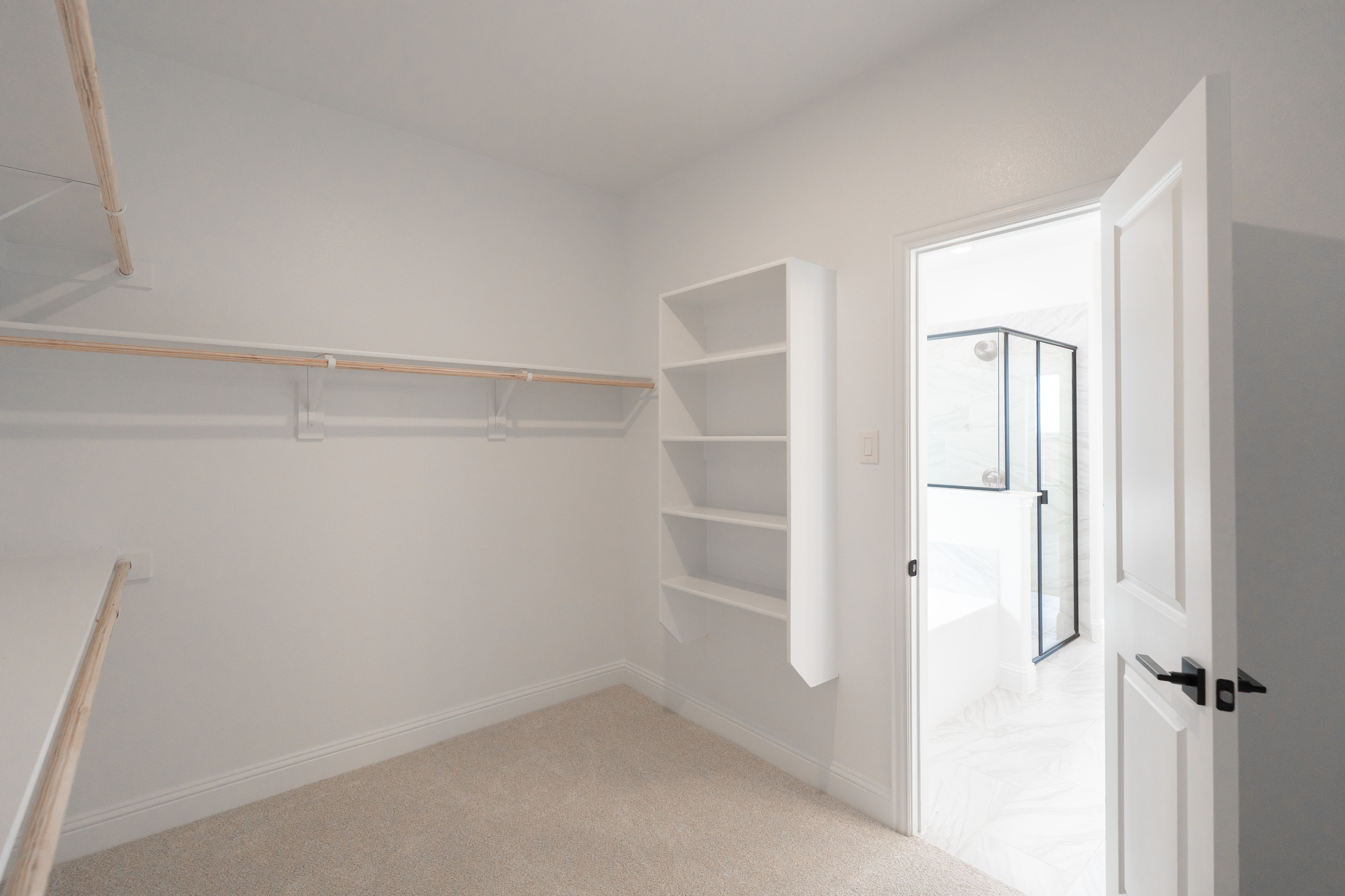 Summerfield Primary Closet