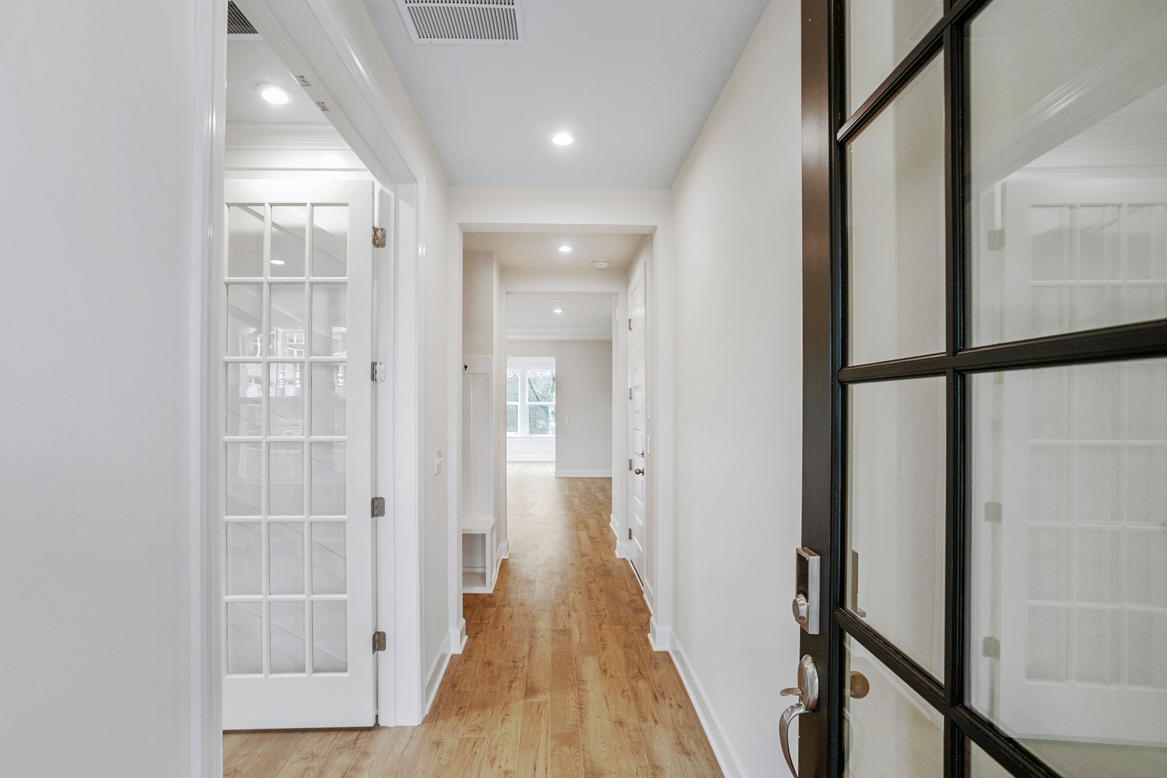 Ashford Entryway