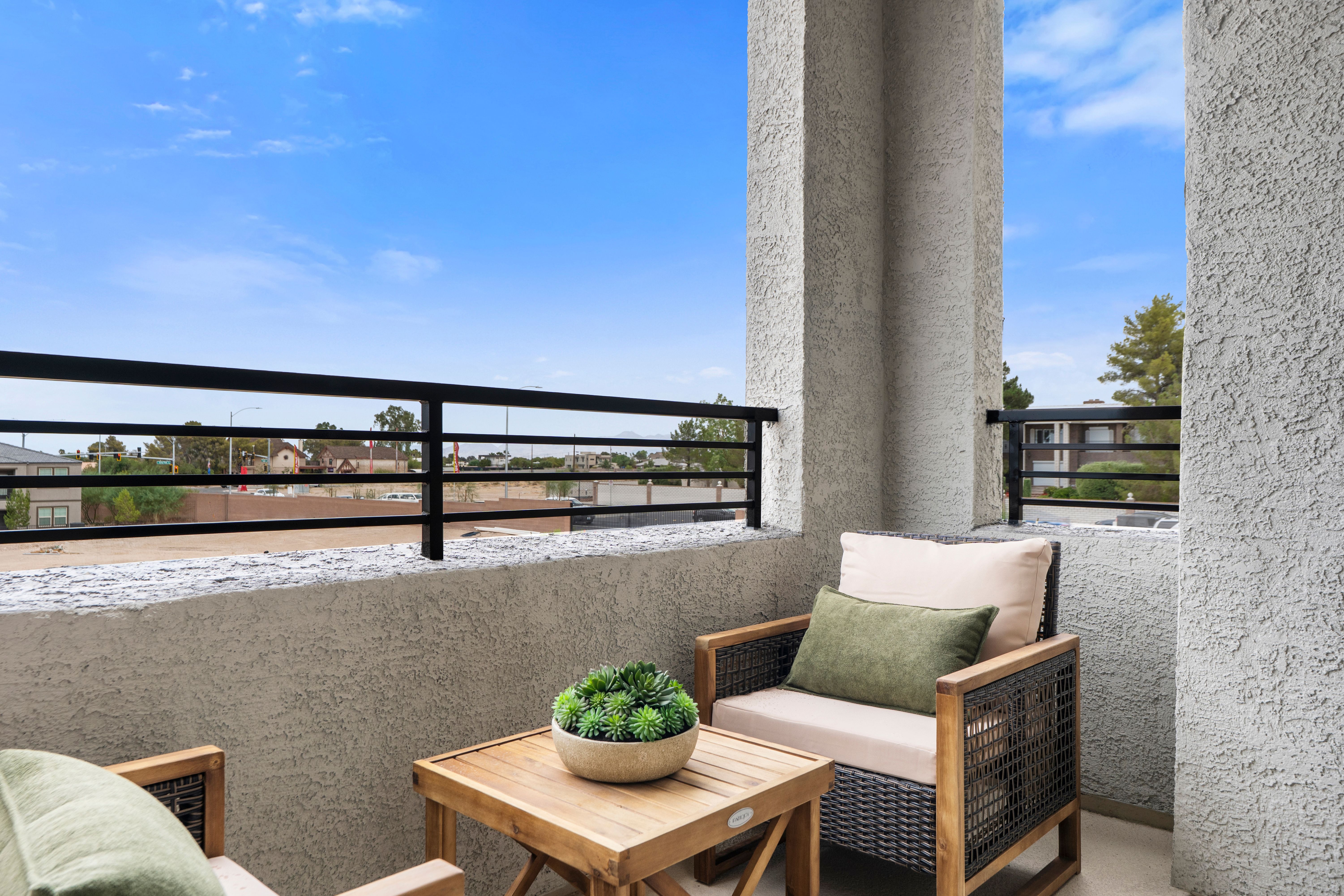 Barclay Covered Balcony