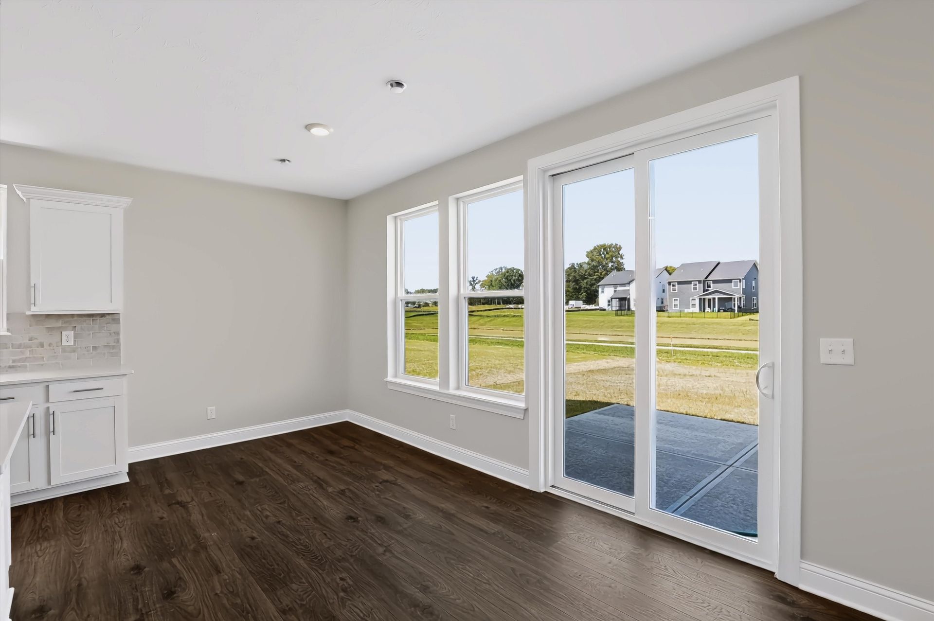 Ashford Dining Area