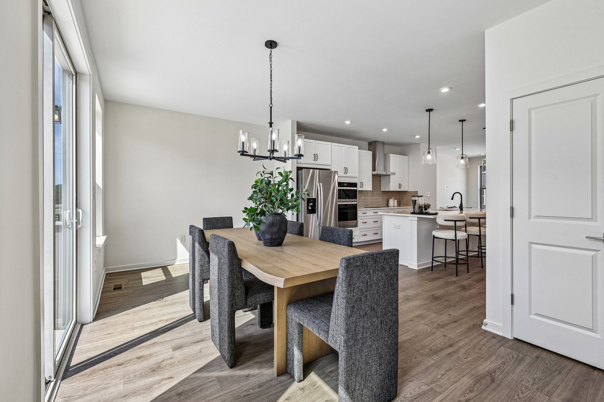Potomac Dining Room with Large Table