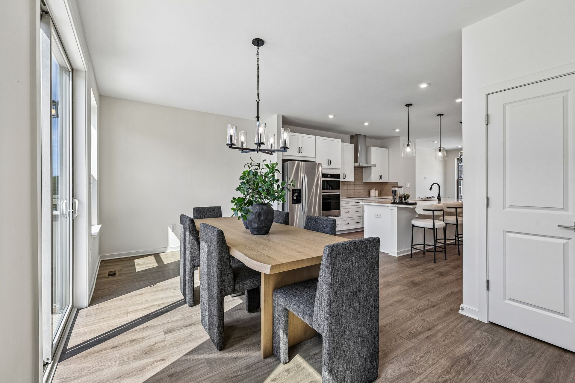 Potomac Dining Room with Large Table