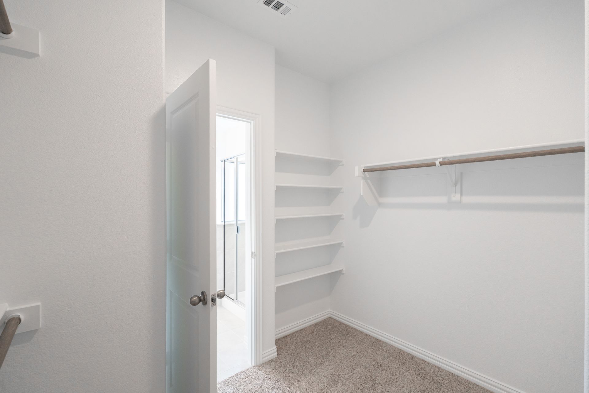 Cascade Primary Bedroom Closet