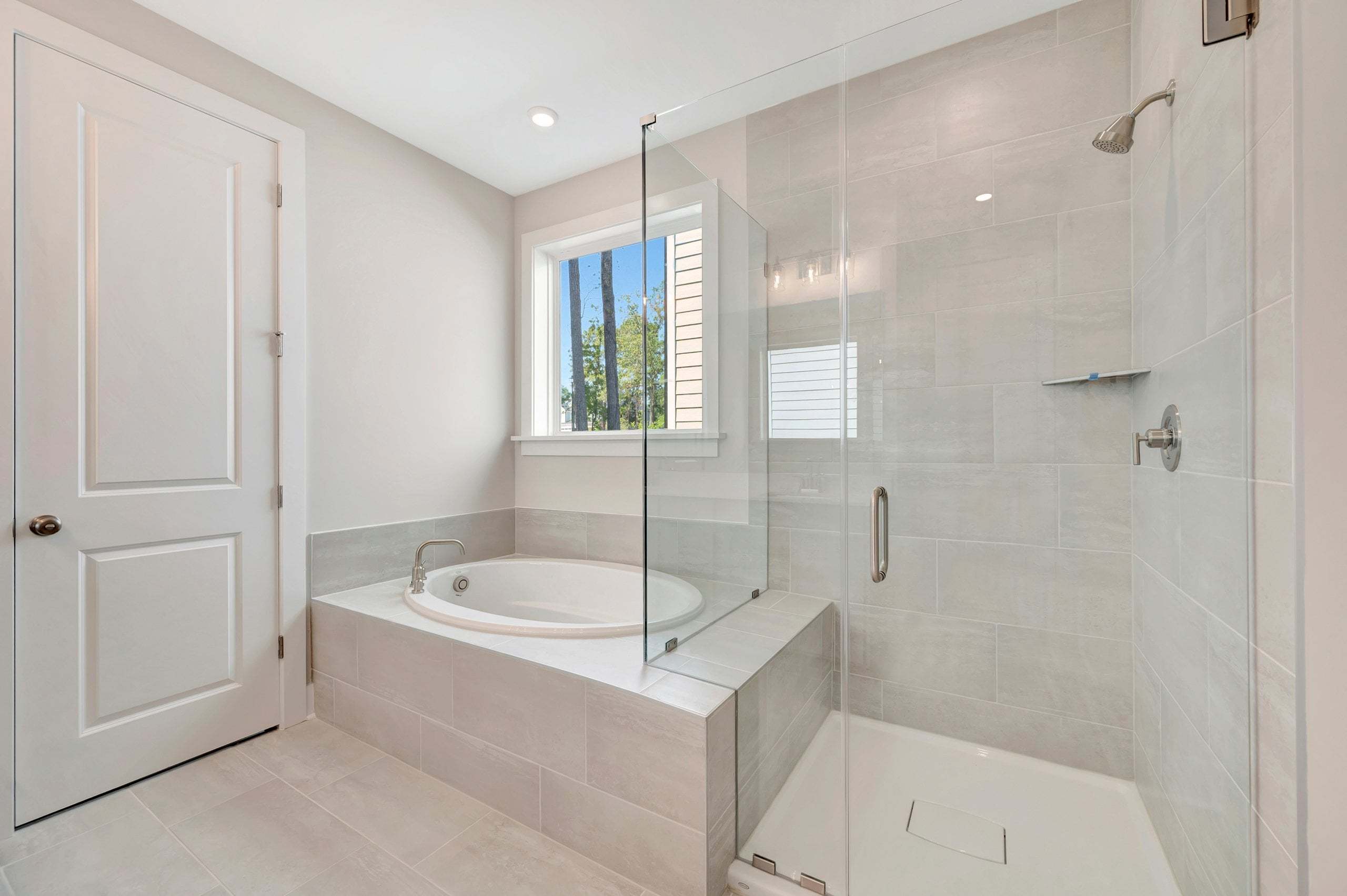 Collins Choice Primary Bath A