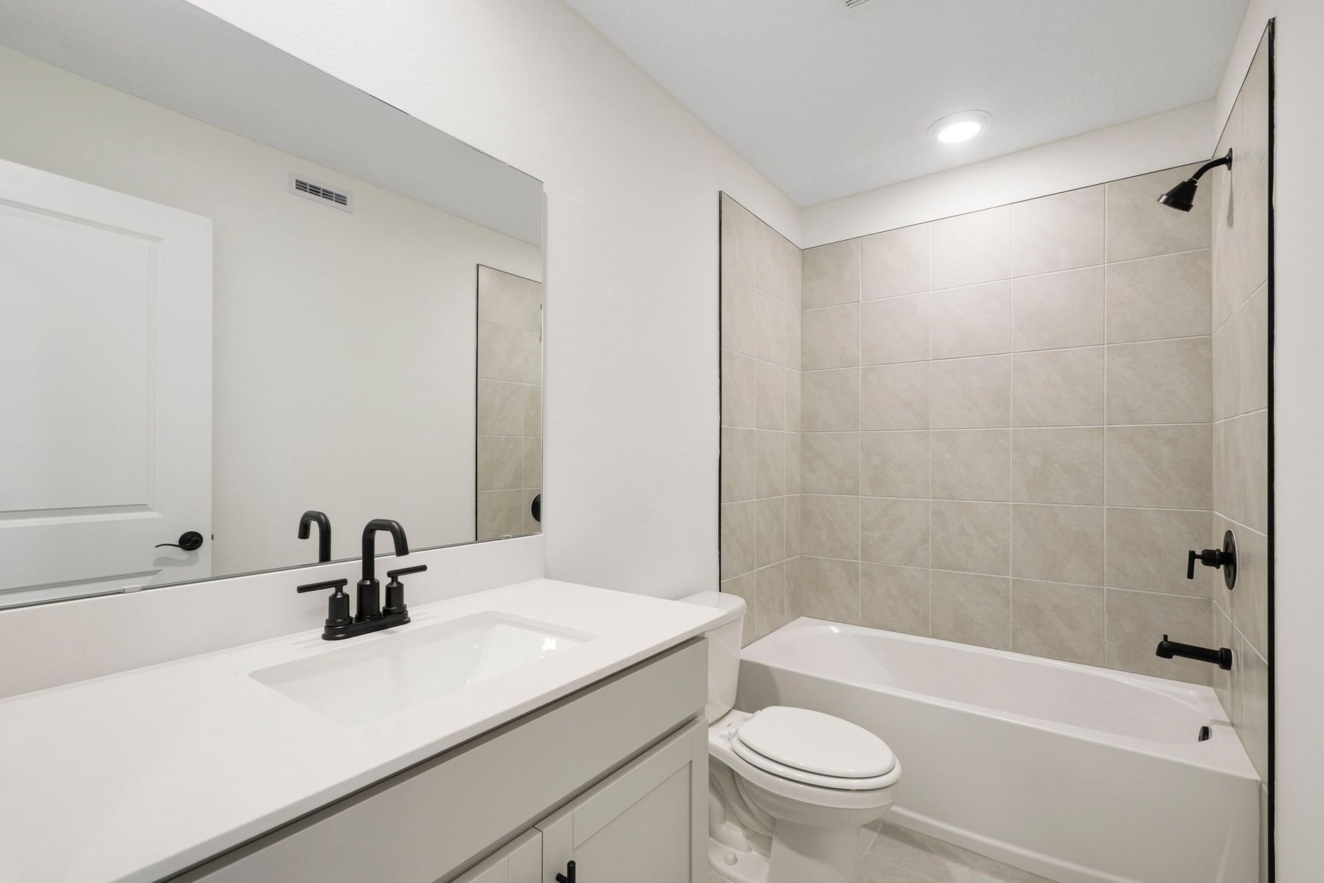 Holly Bathroom 2