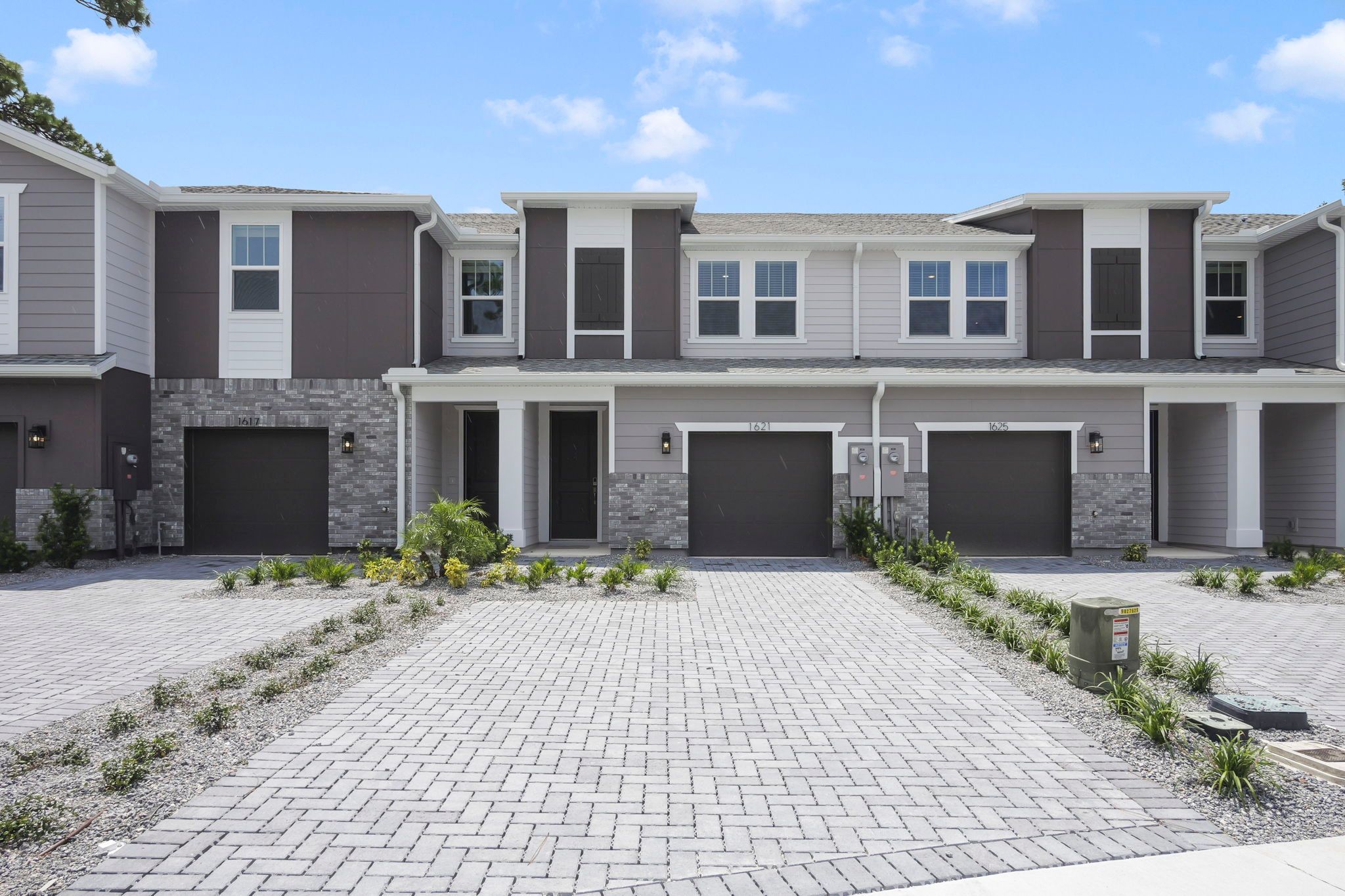 Holly - Towns at Greenleaf: Oviedo, Florida - Beazer Homes