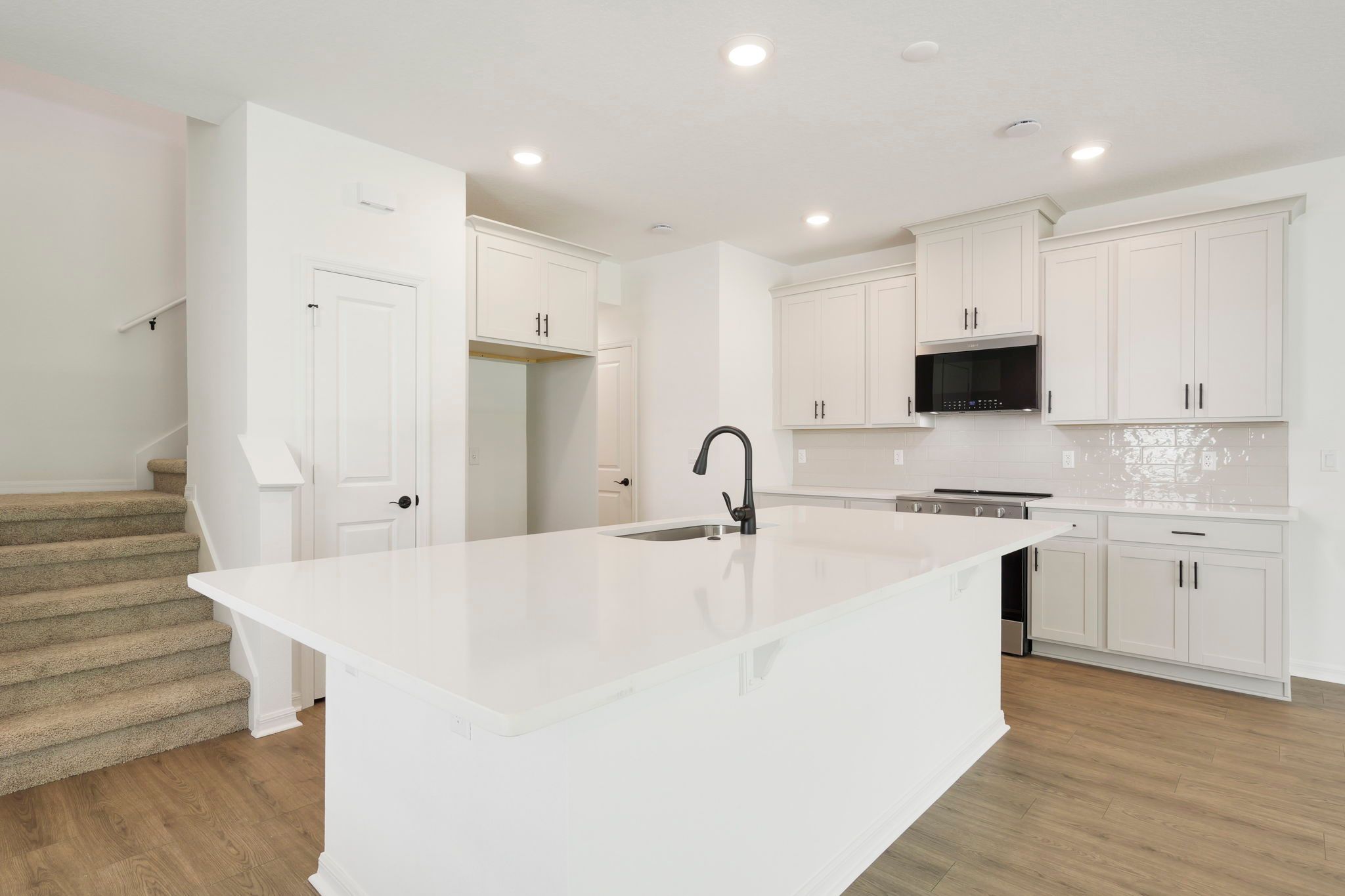 Elm Kitchen