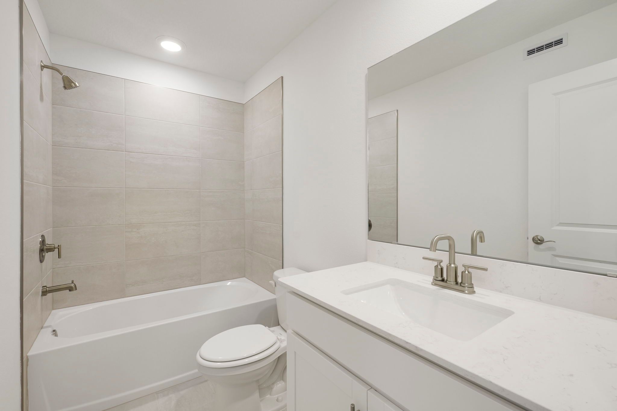 Holly Bathroom 2