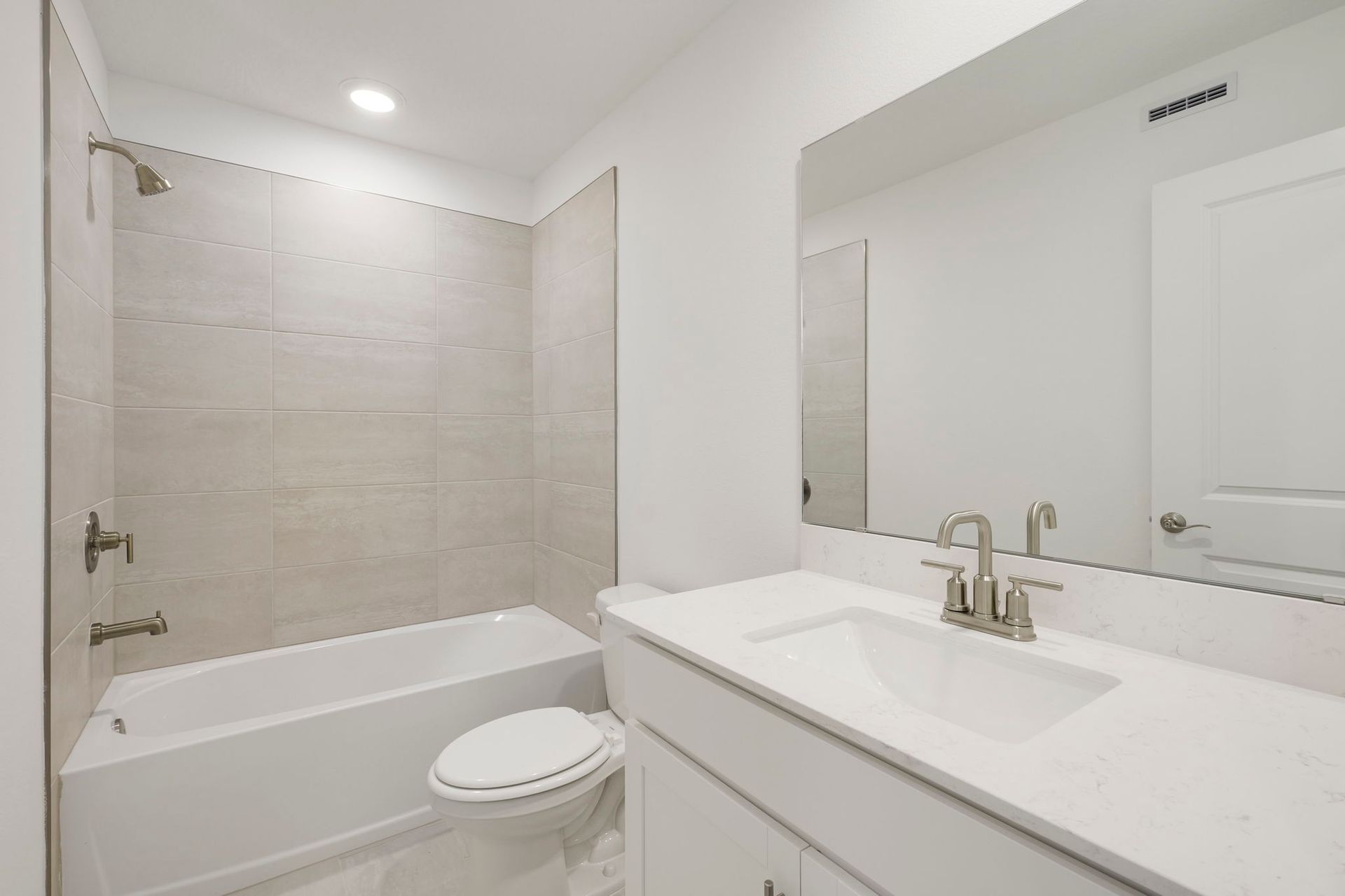 Holly Bathroom 2