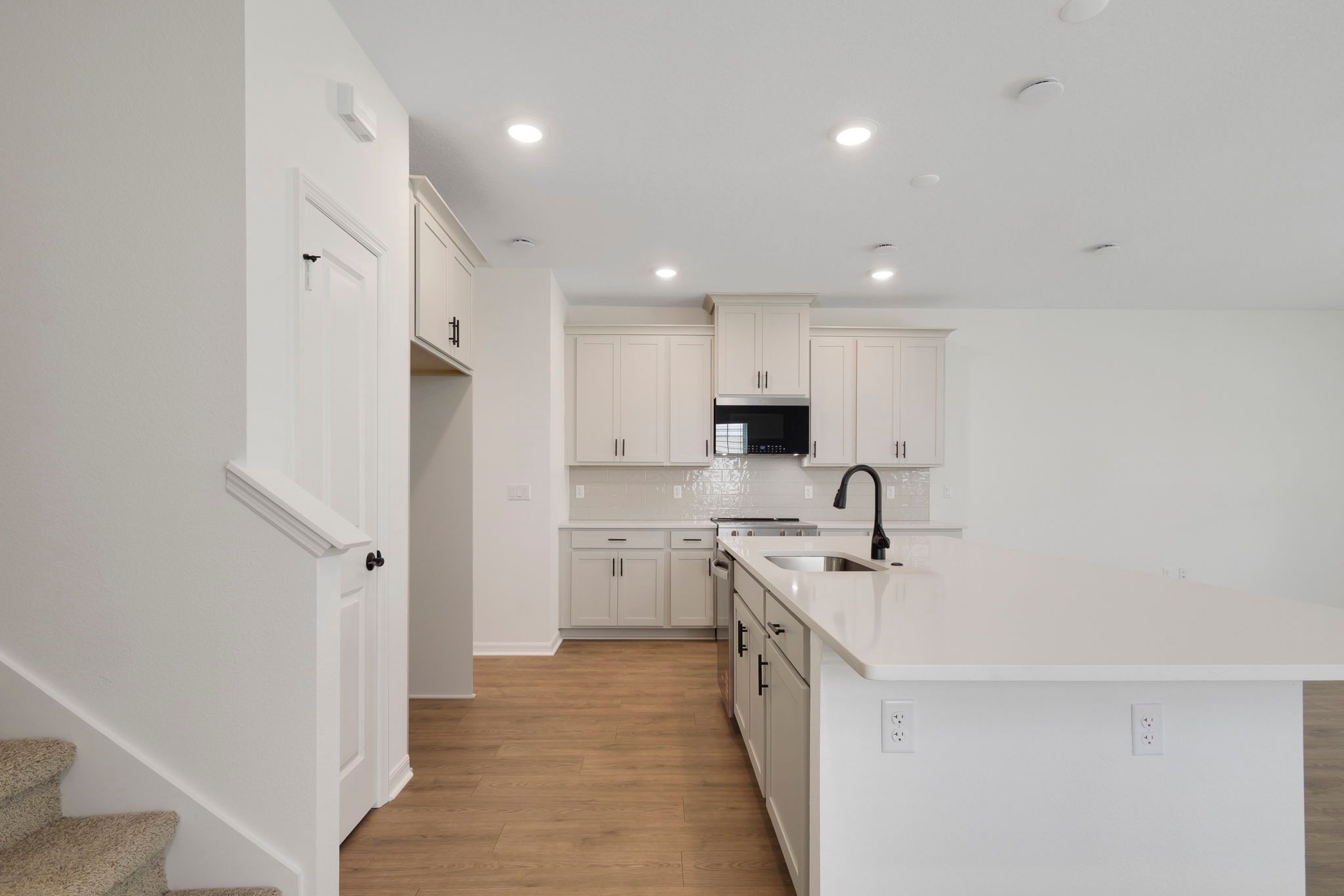 Elm Kitchen