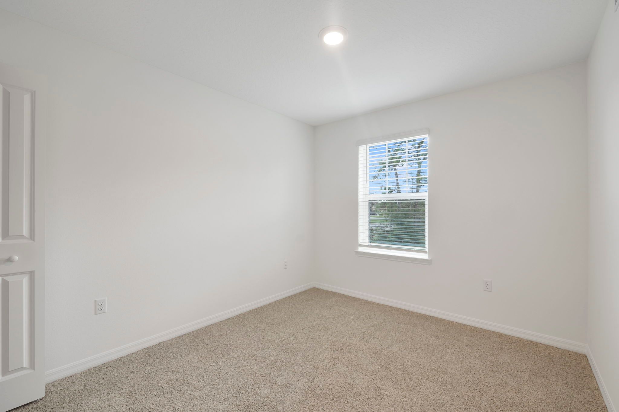 Holly Bedroom 3