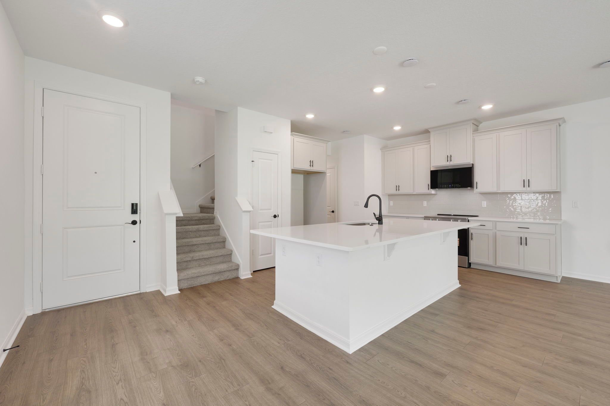 Elm Kitchen