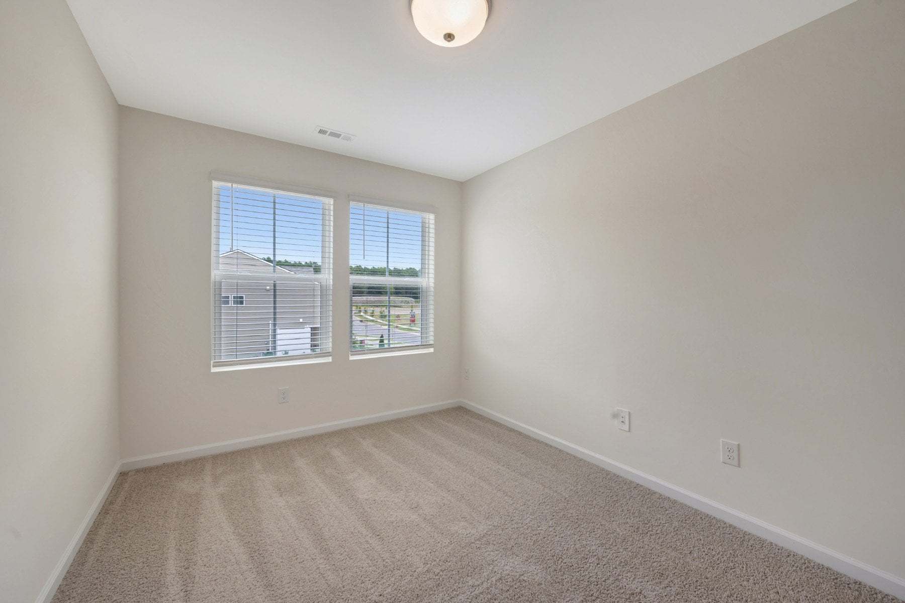 Pioneer Bedroom 3