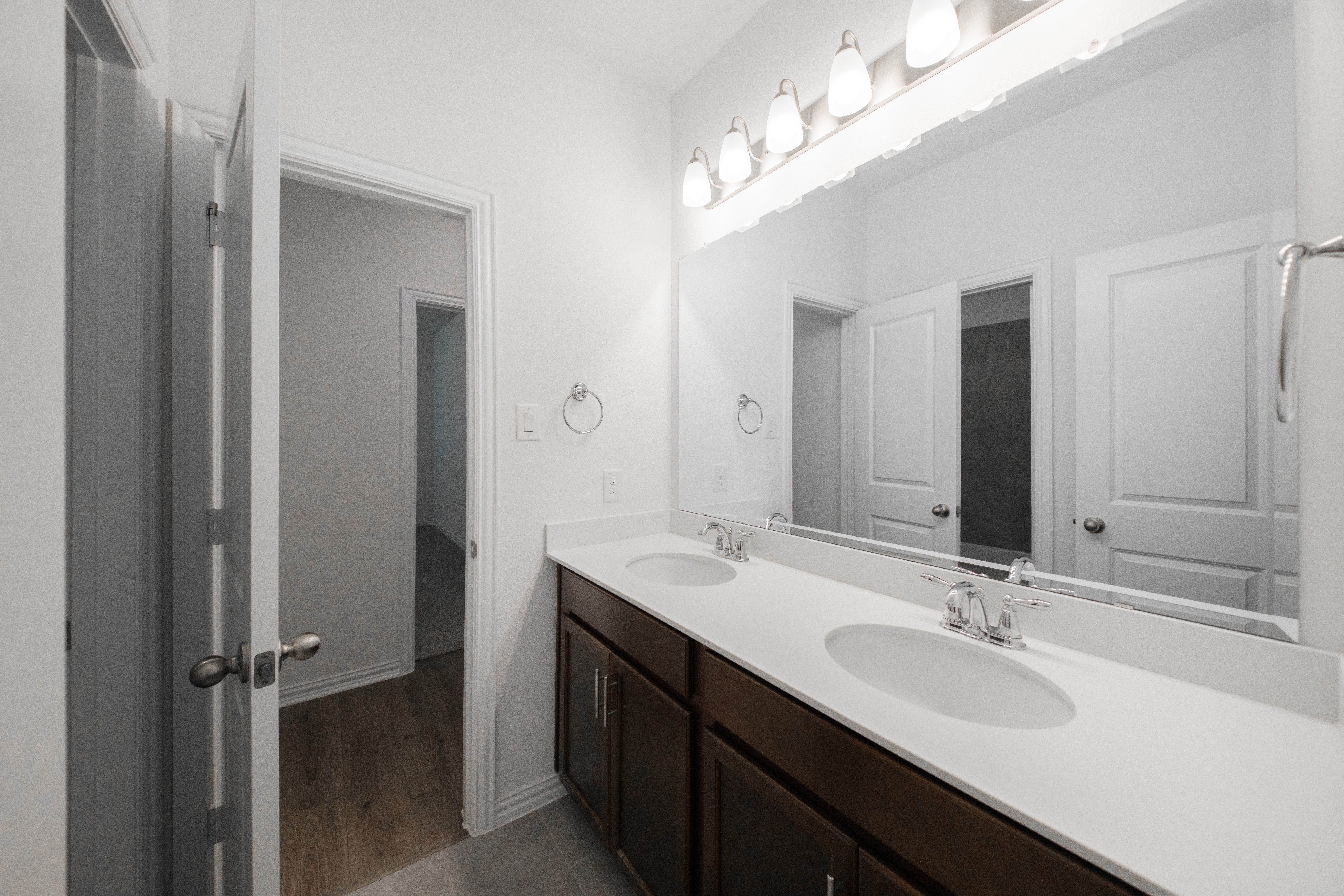Teton Guest Bathroom