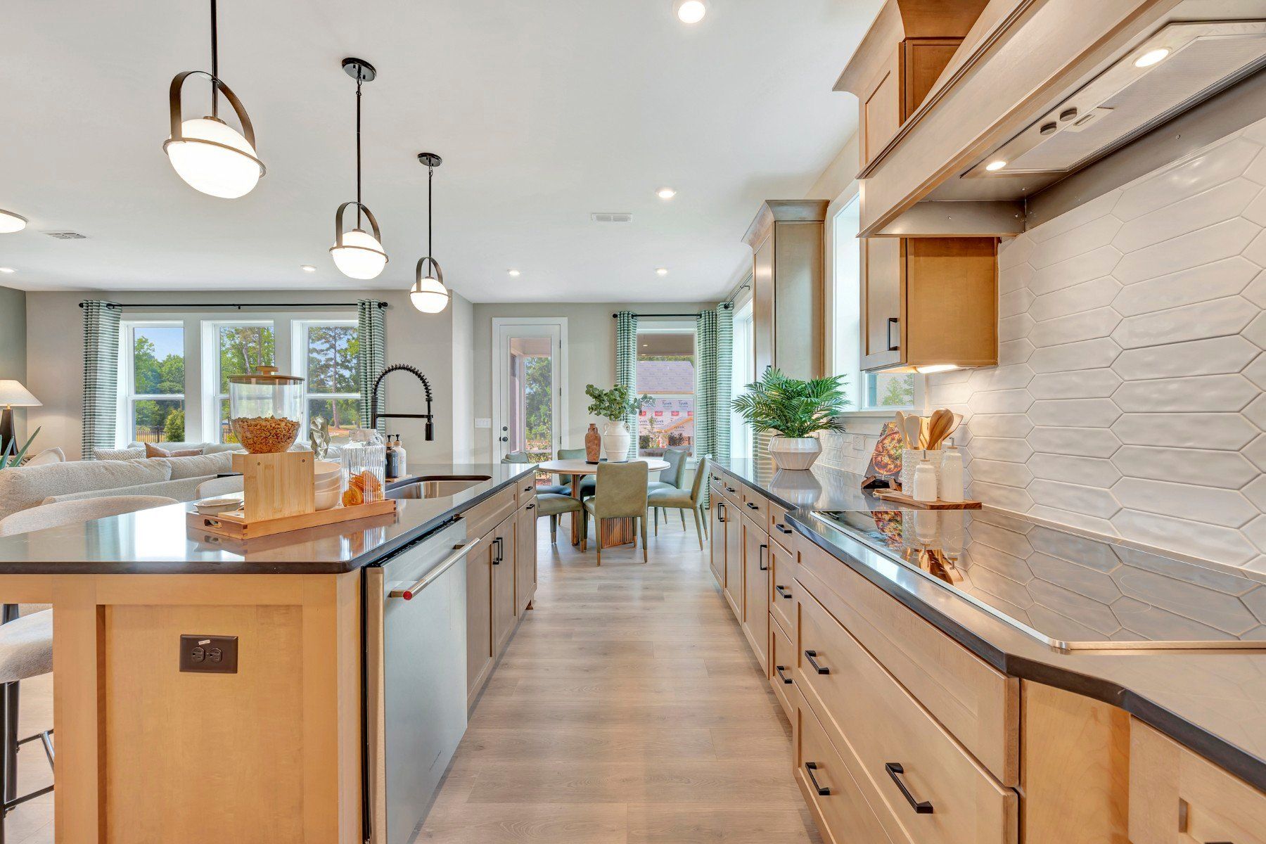 Alexander Kitchen and Breakfast Area