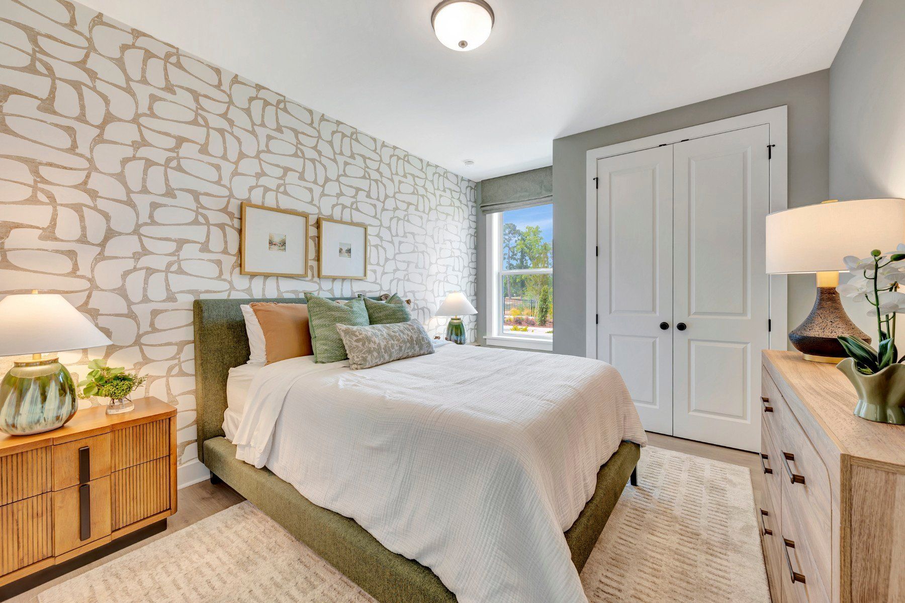 Alexander Bedroom 5