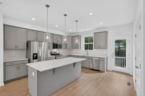 645 EASTLAND ROW (Easton)