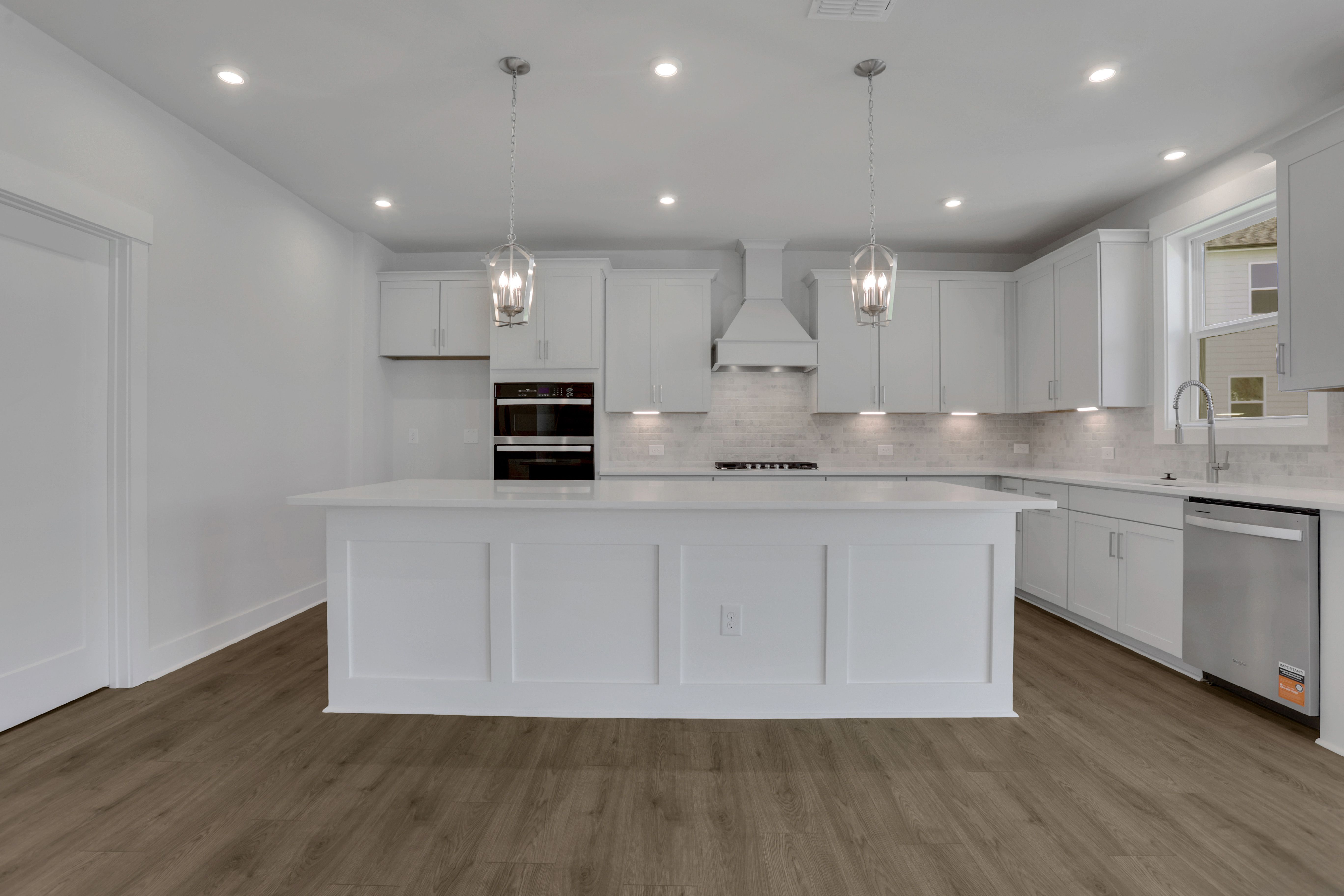 Canton II Kitchen