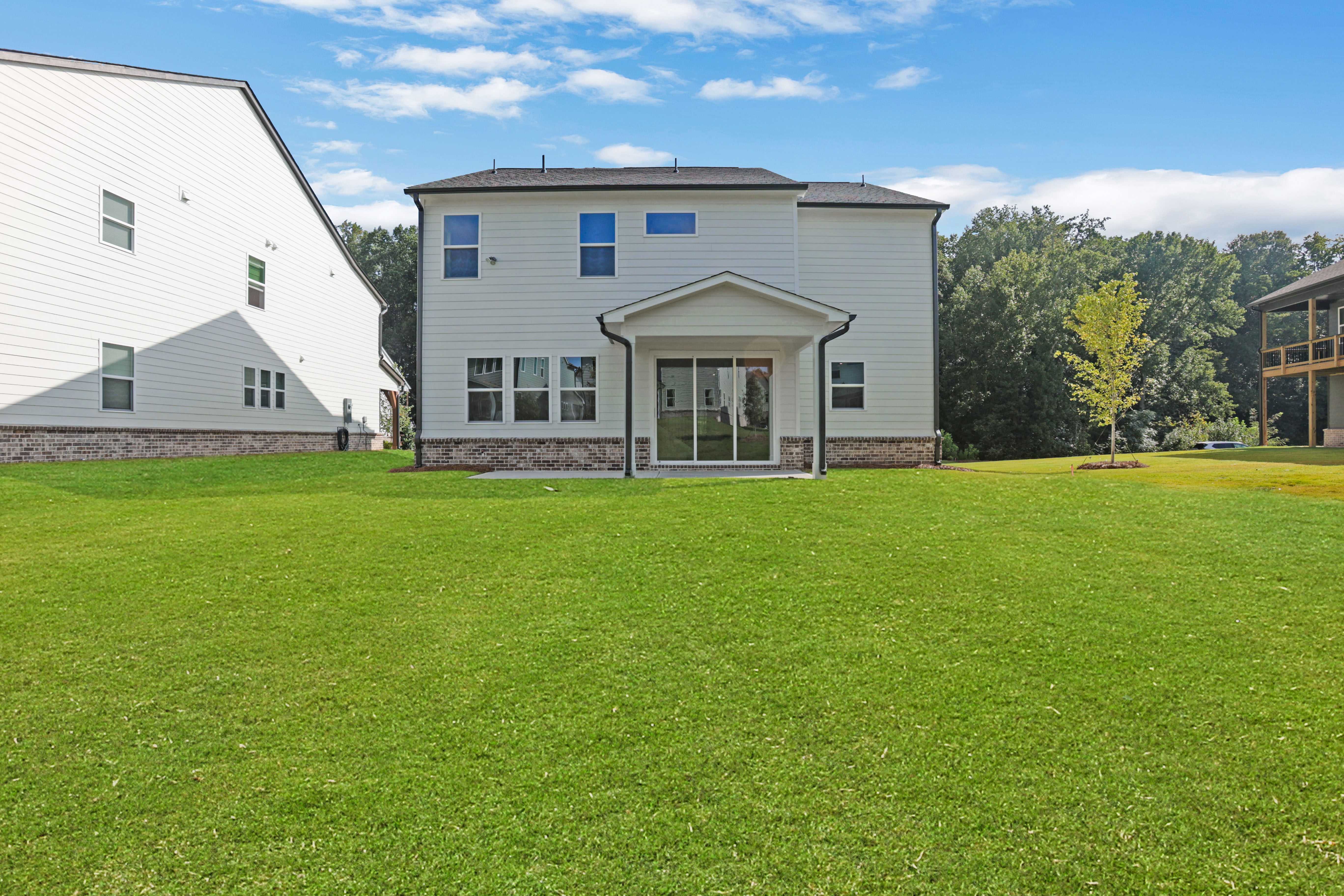 Canton II Rear Exterior