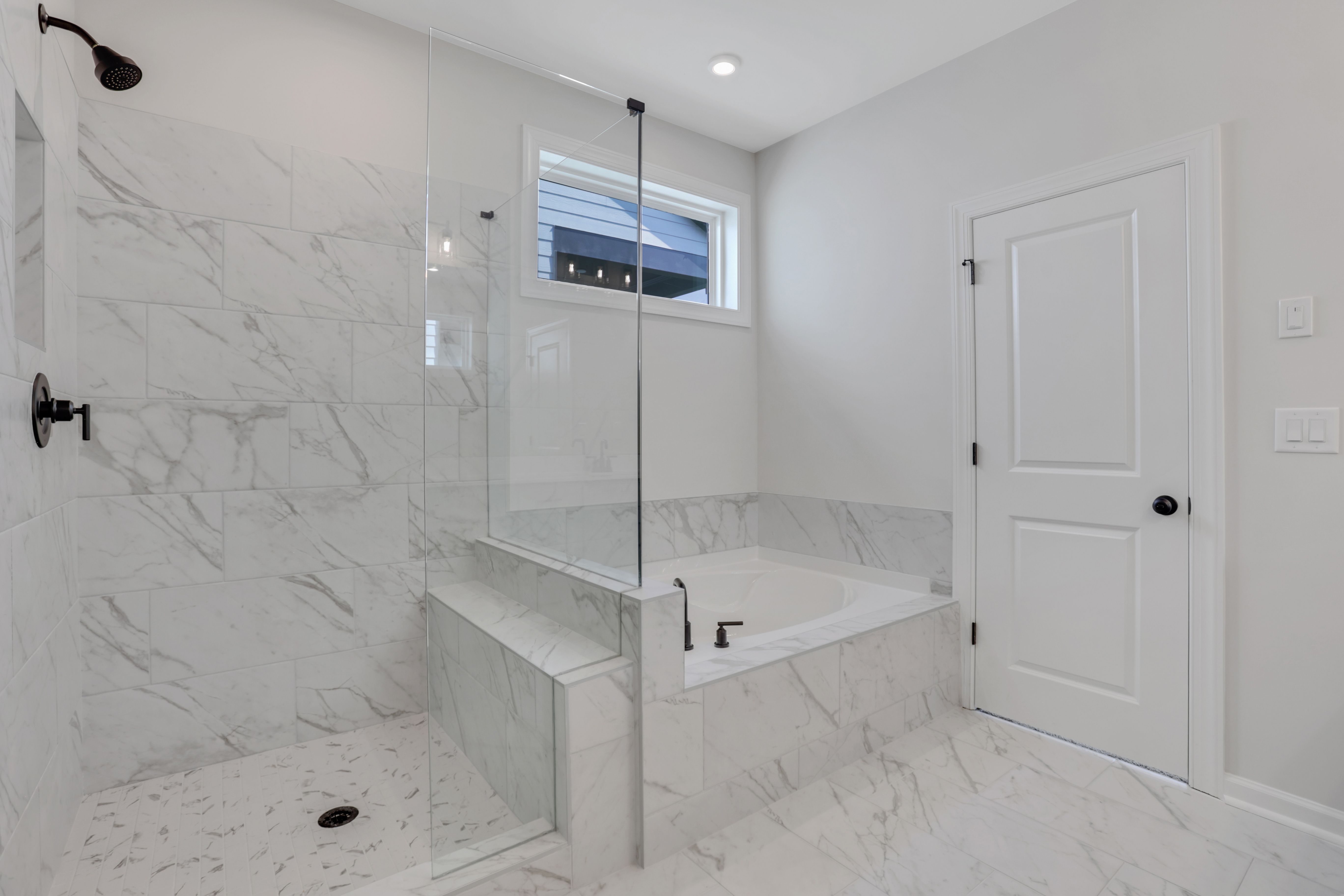 Tucker II Primary Bath
