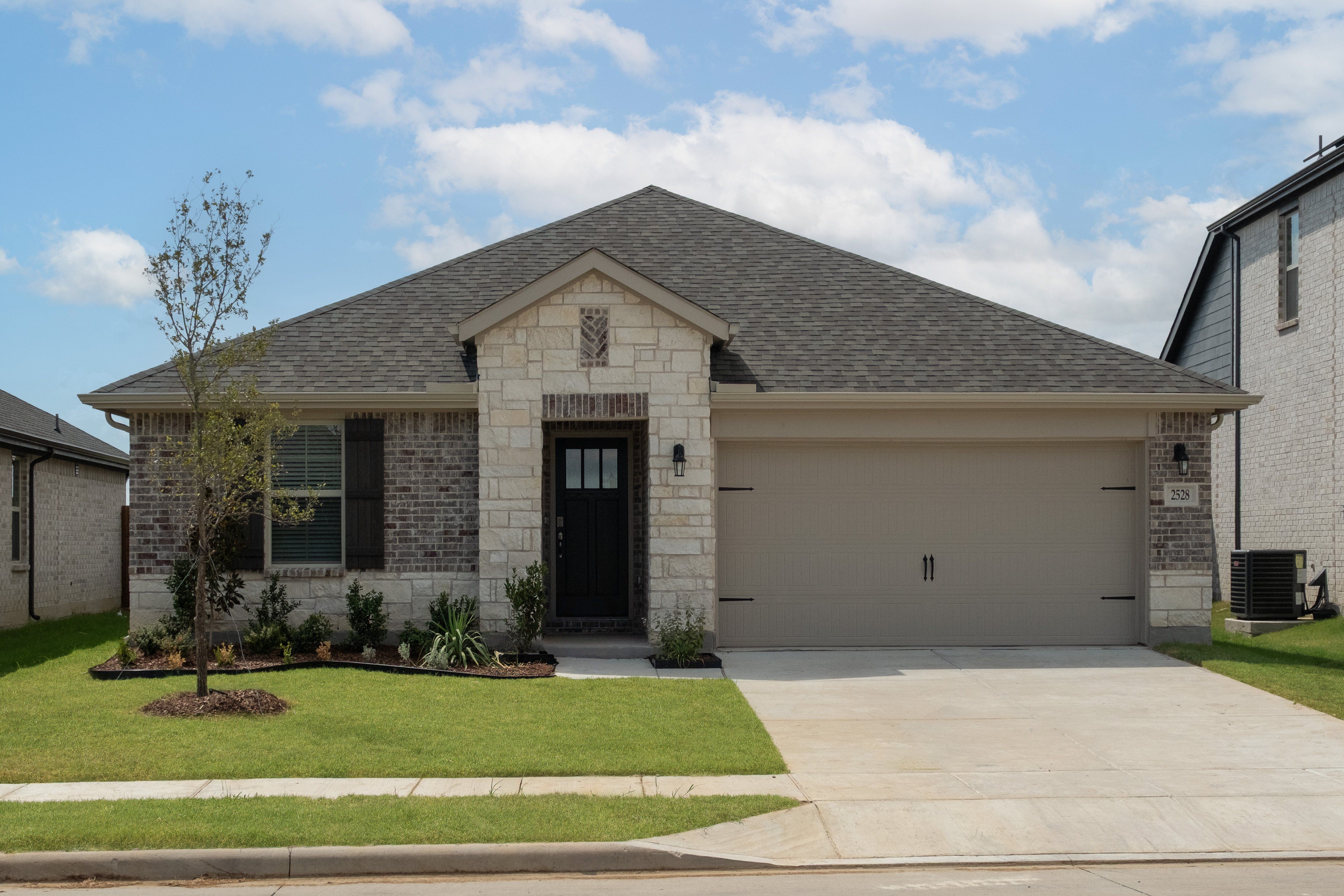 Sierra - Churchill - Meadows 50': Anna, Texas - Beazer Homes