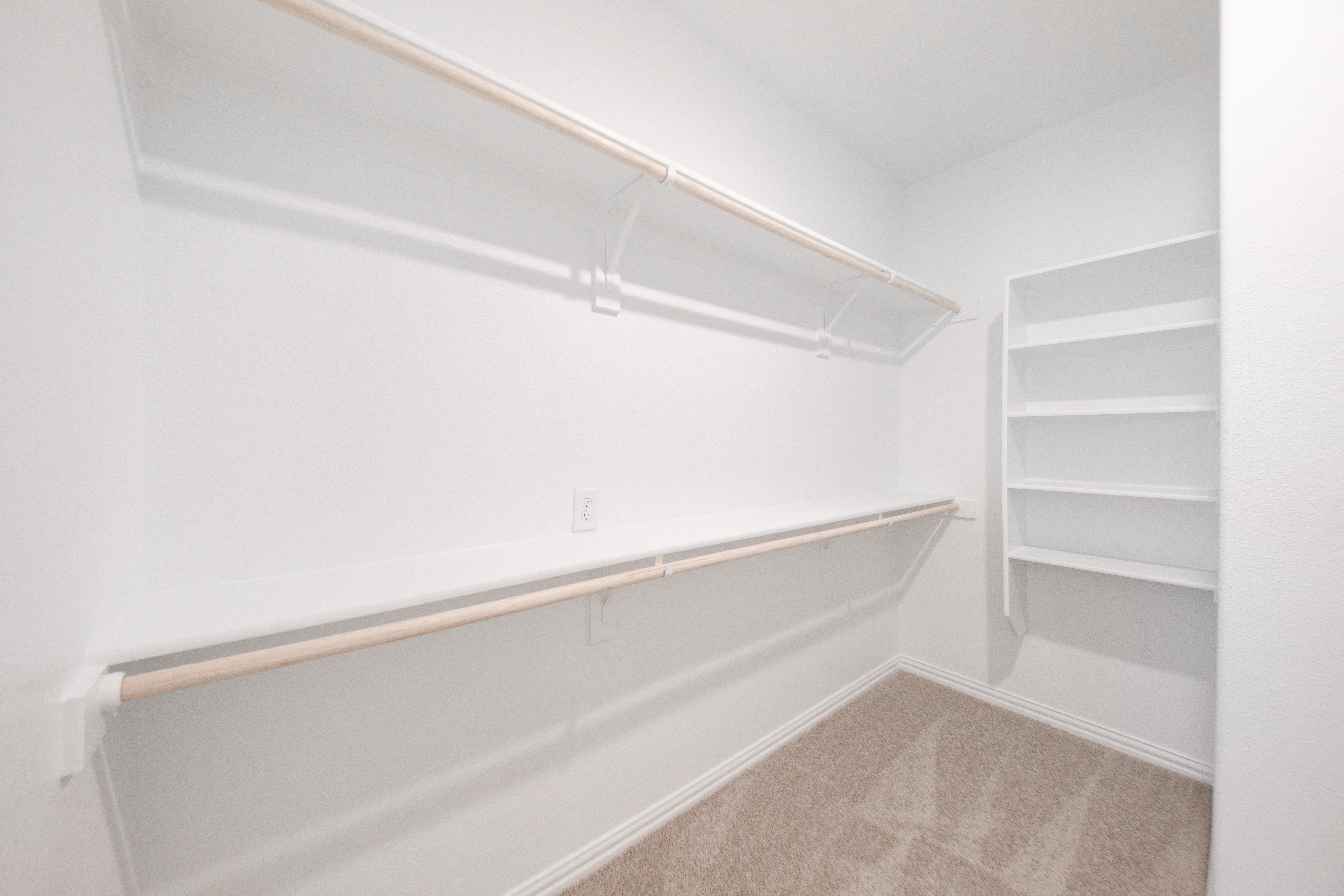 Rainier Primary Closet