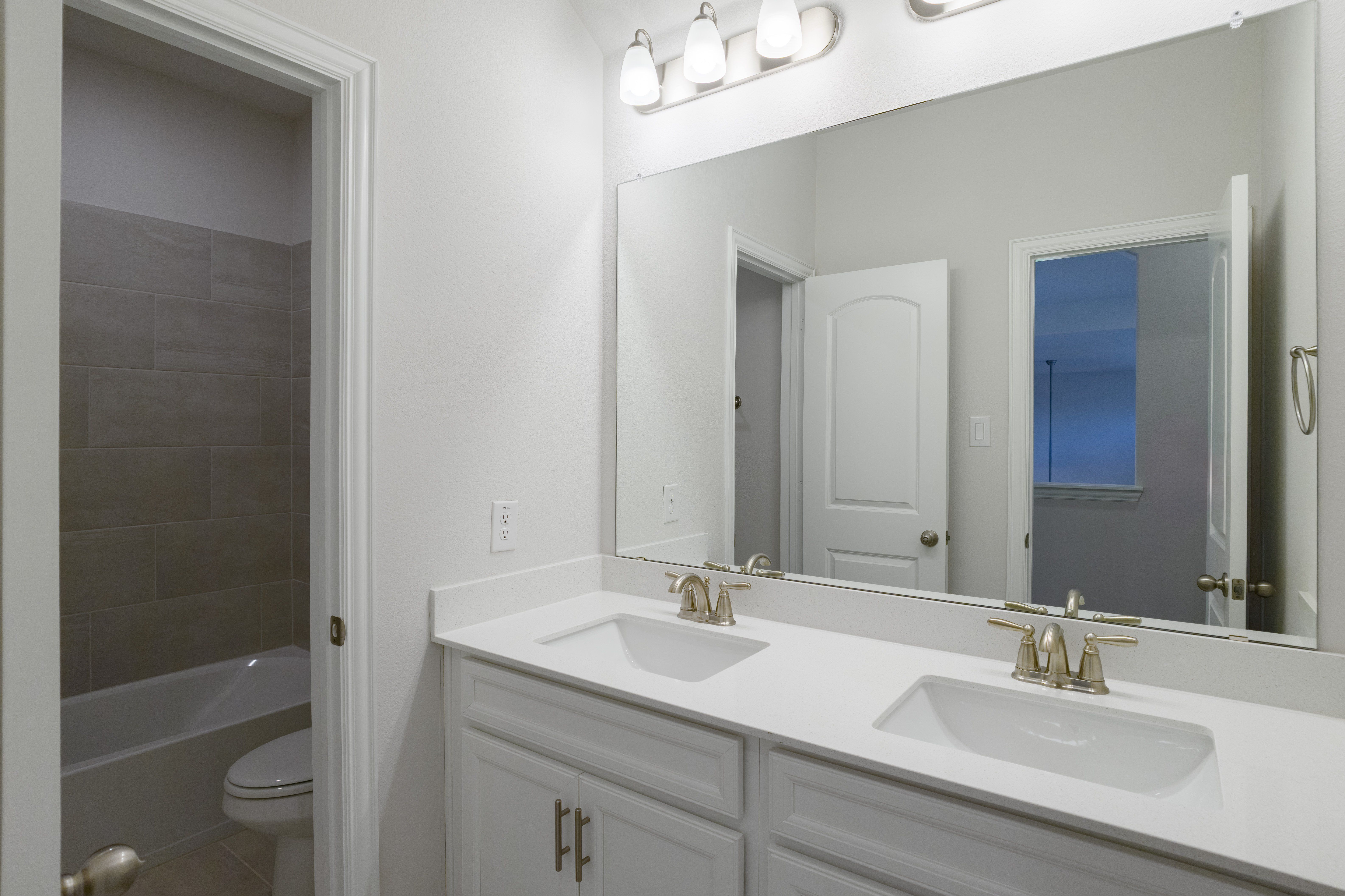 Richland Bath 3