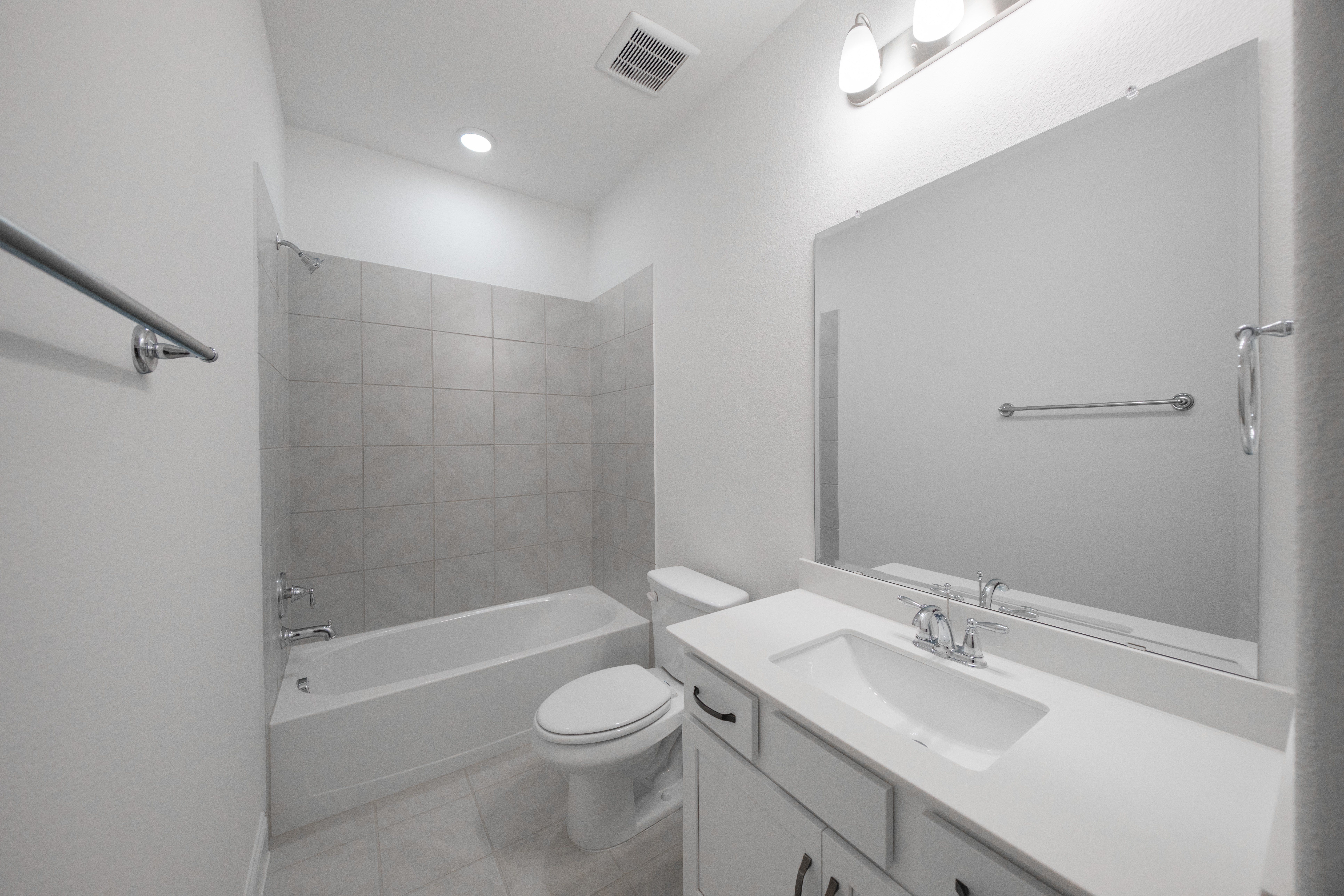 Caspian Bathroom 2