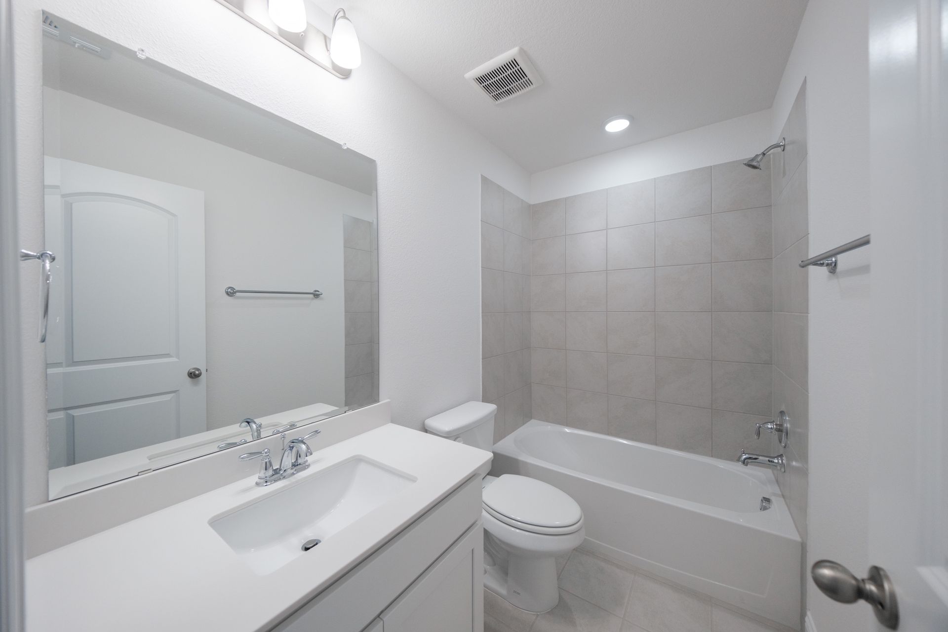 Caspian Bathroom 3