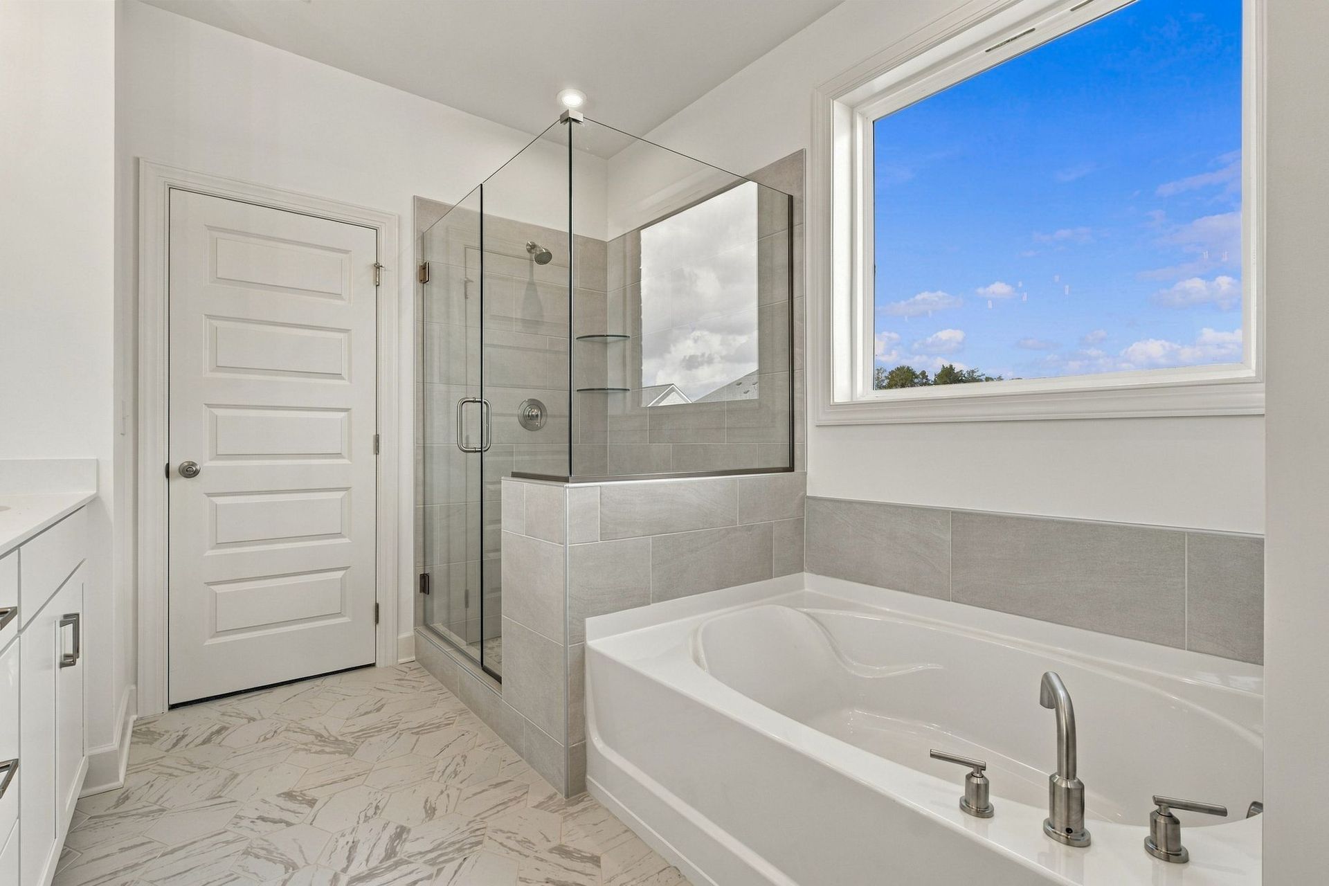 Ashford Primary Bathroom