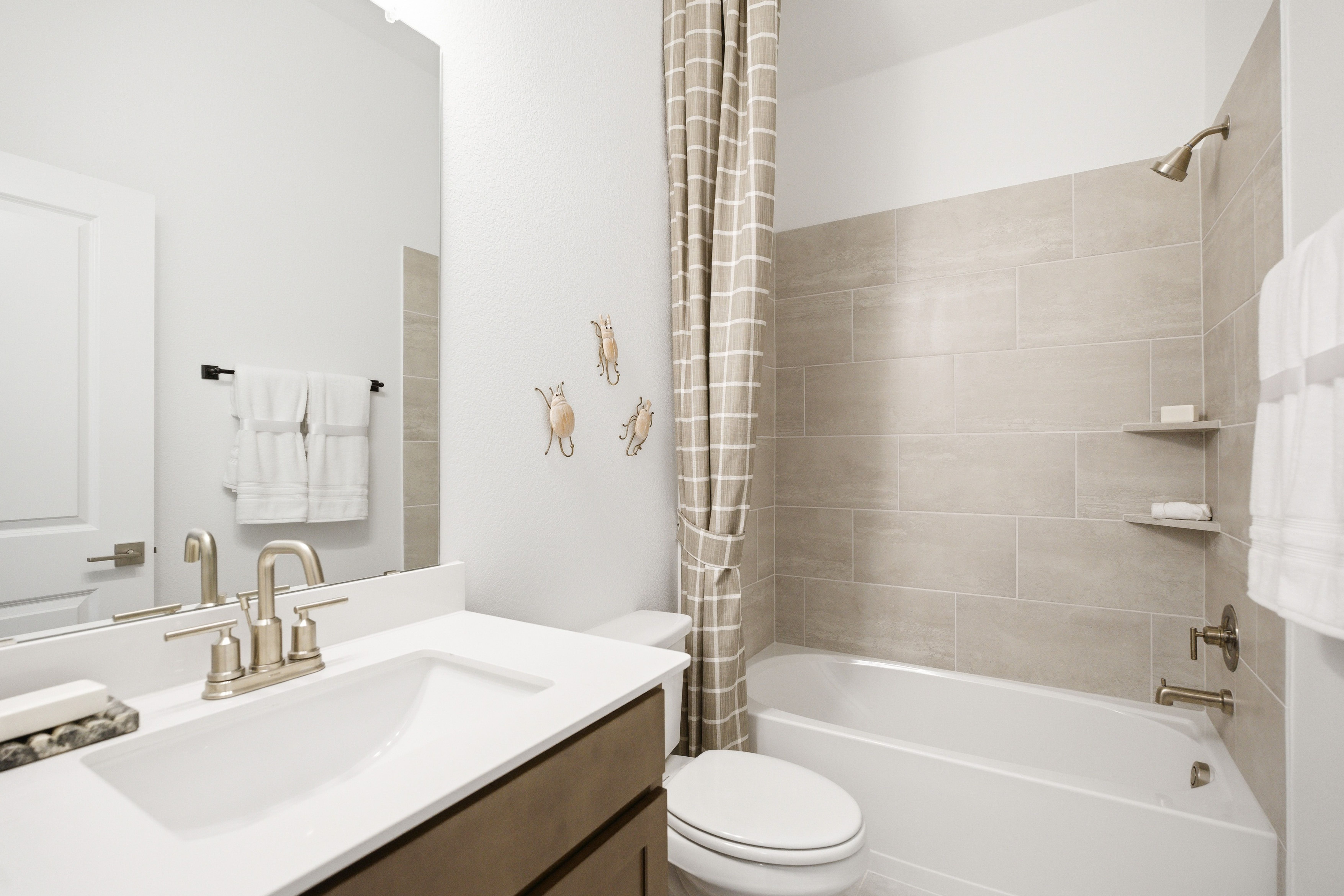 Primrose Guest Bathroom