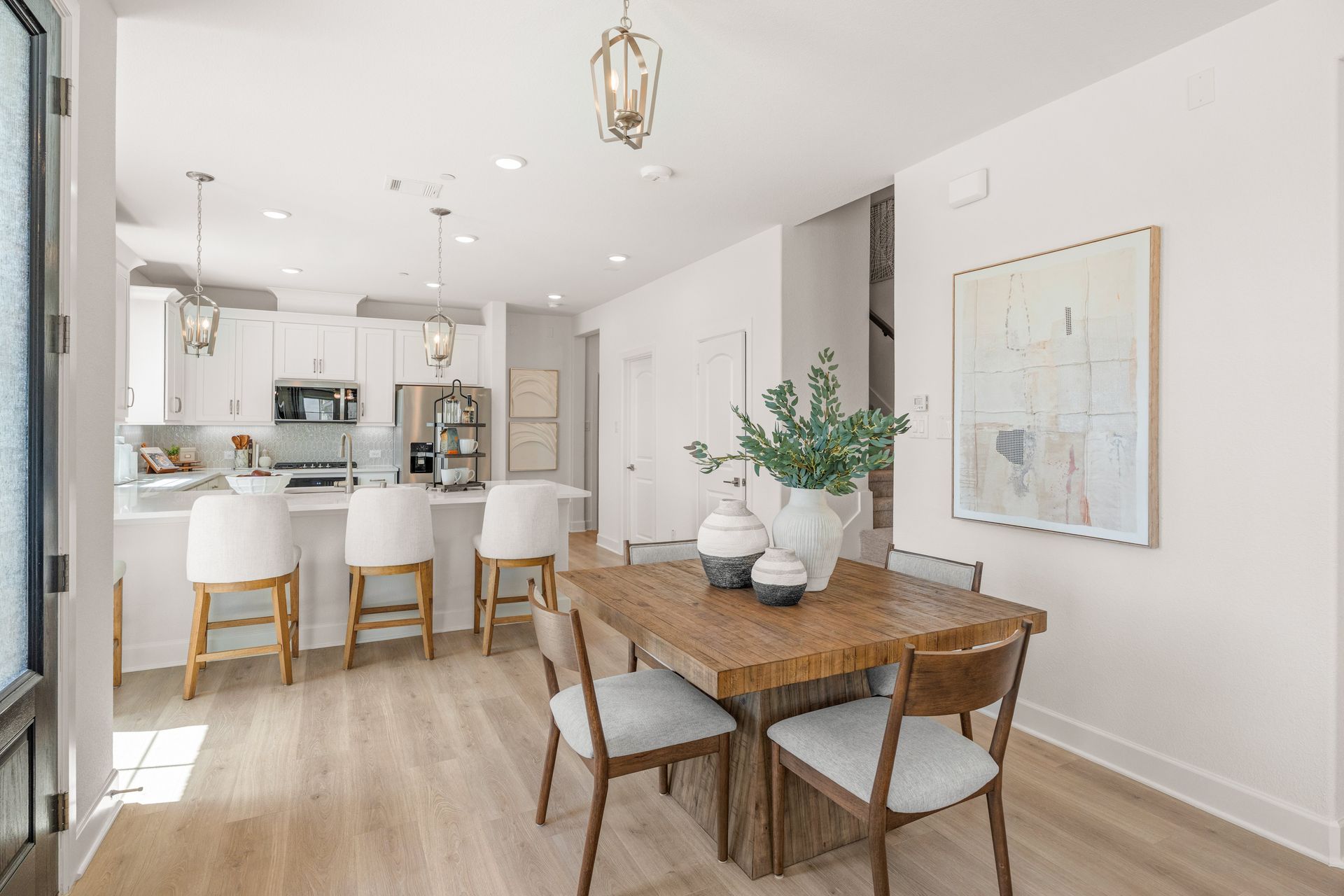 Columbia Dining Area 1