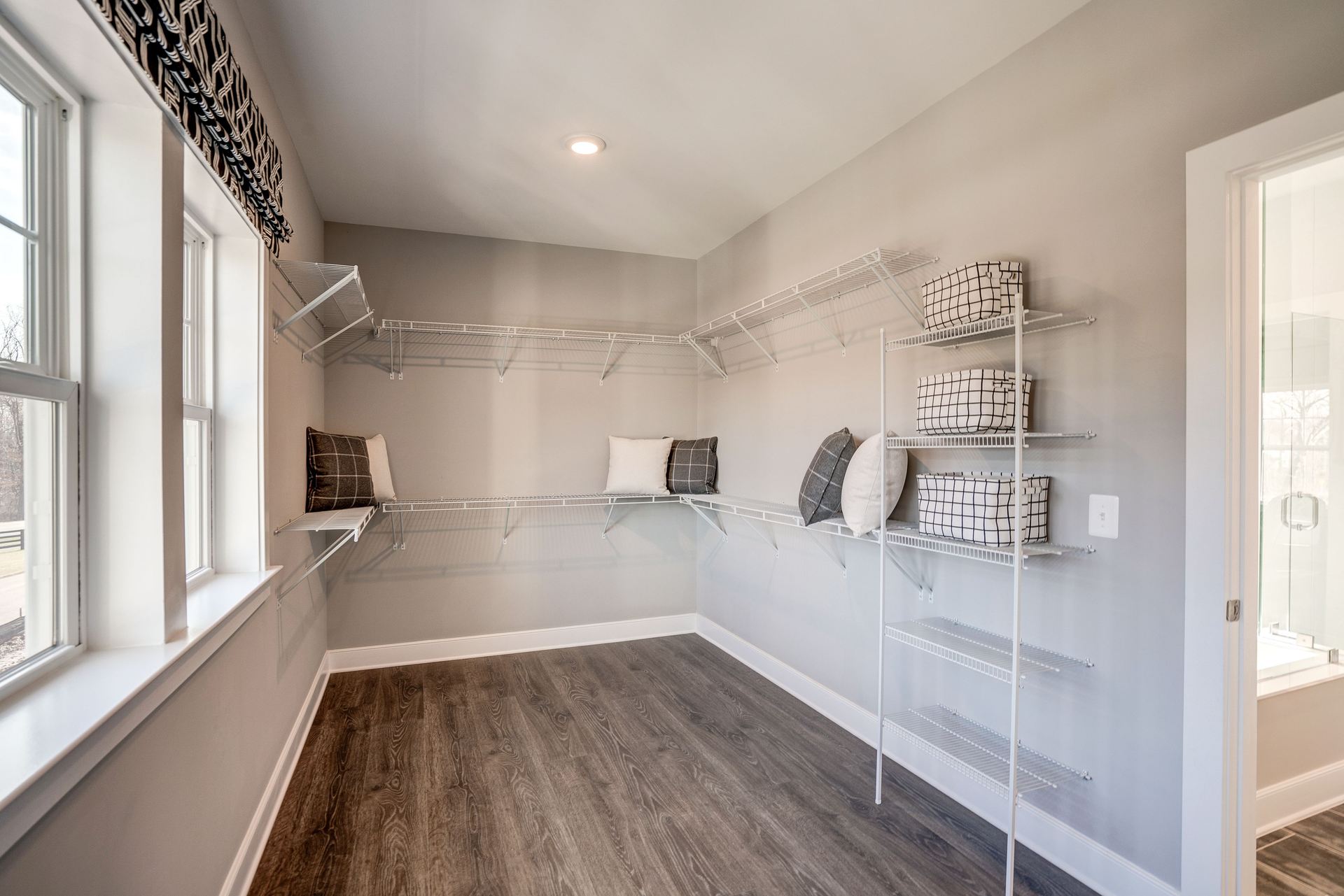 Winslow Walk-In Closet