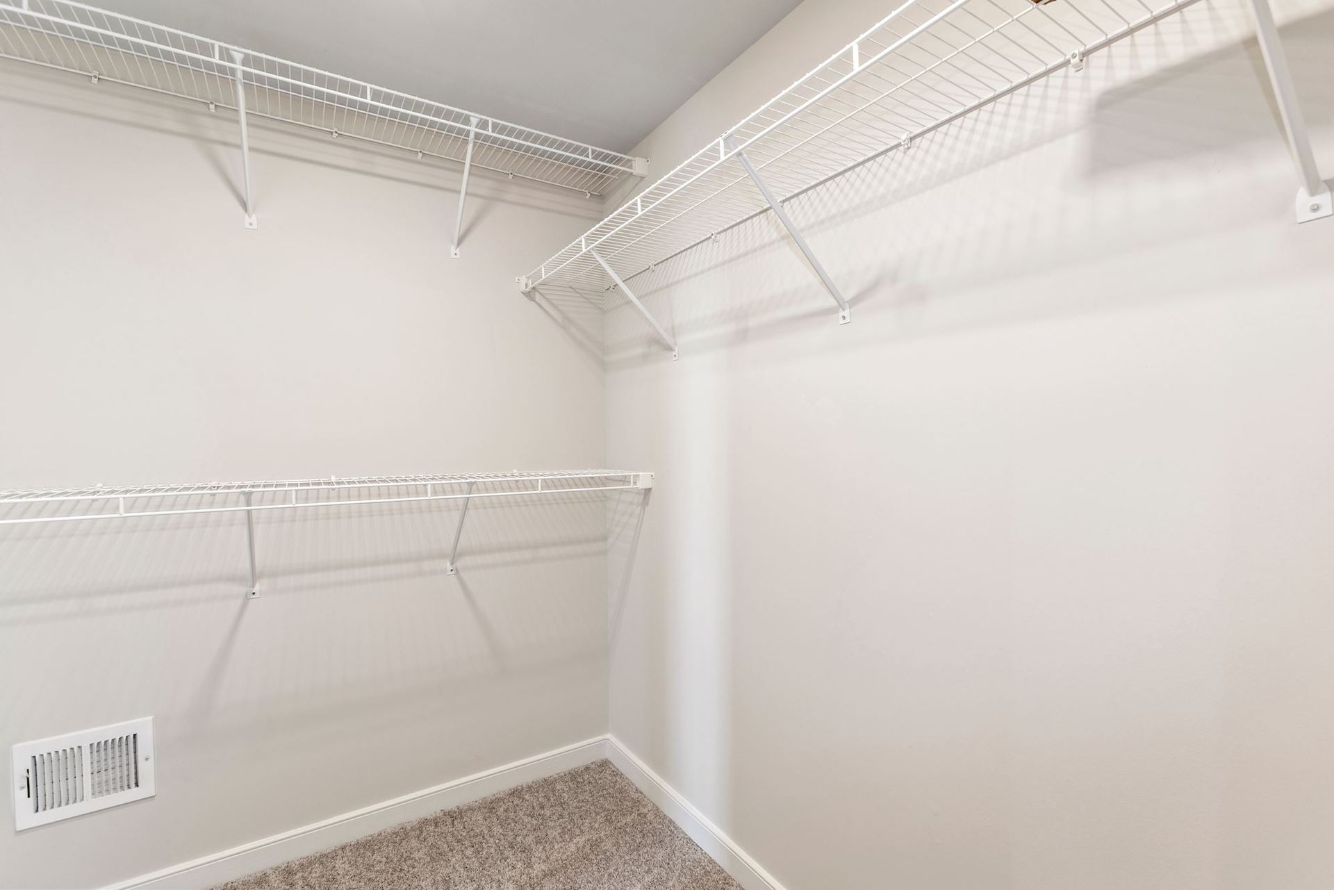 Cardiff Primary Walk In Closet