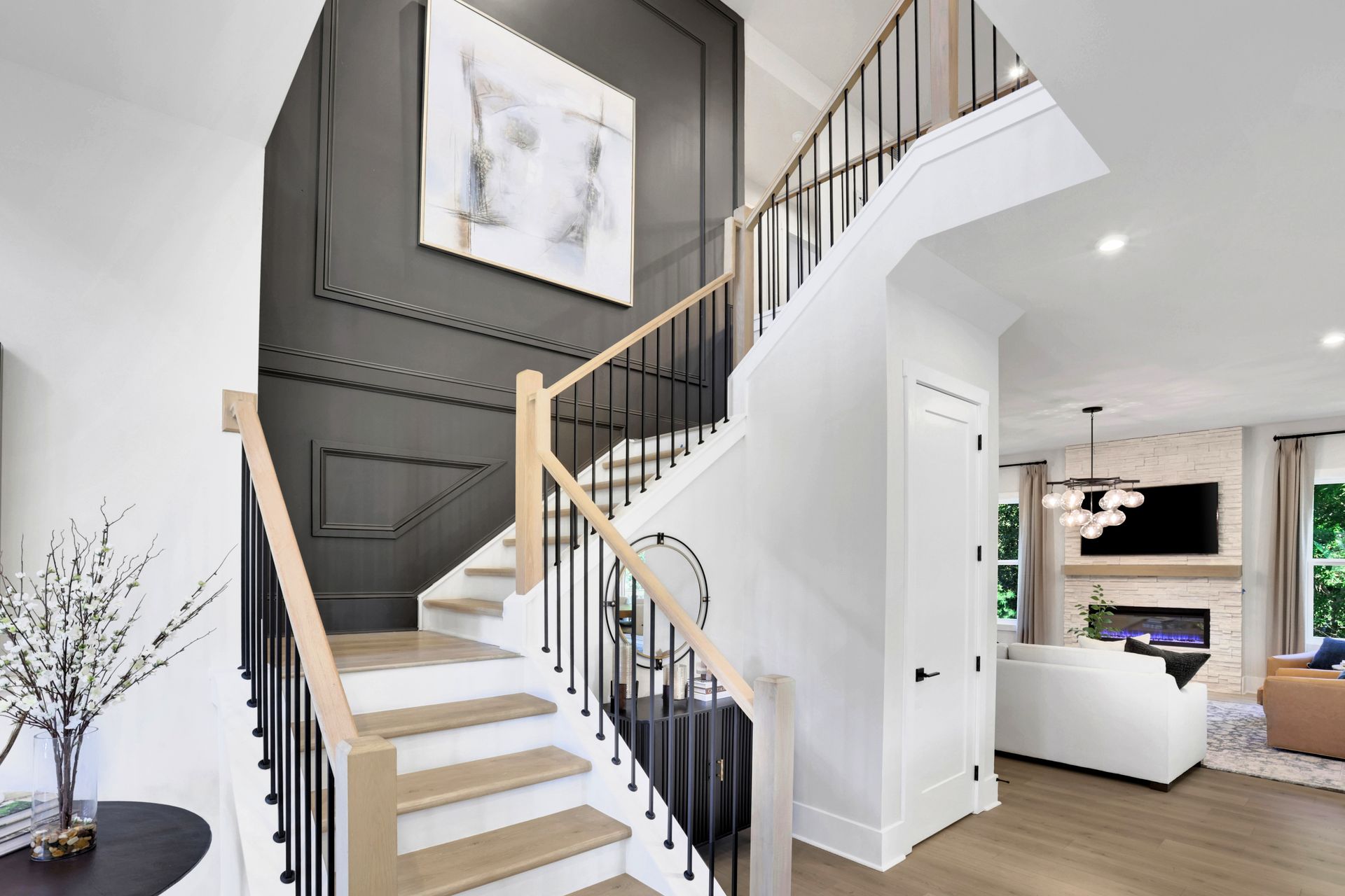 Satilla Foyer